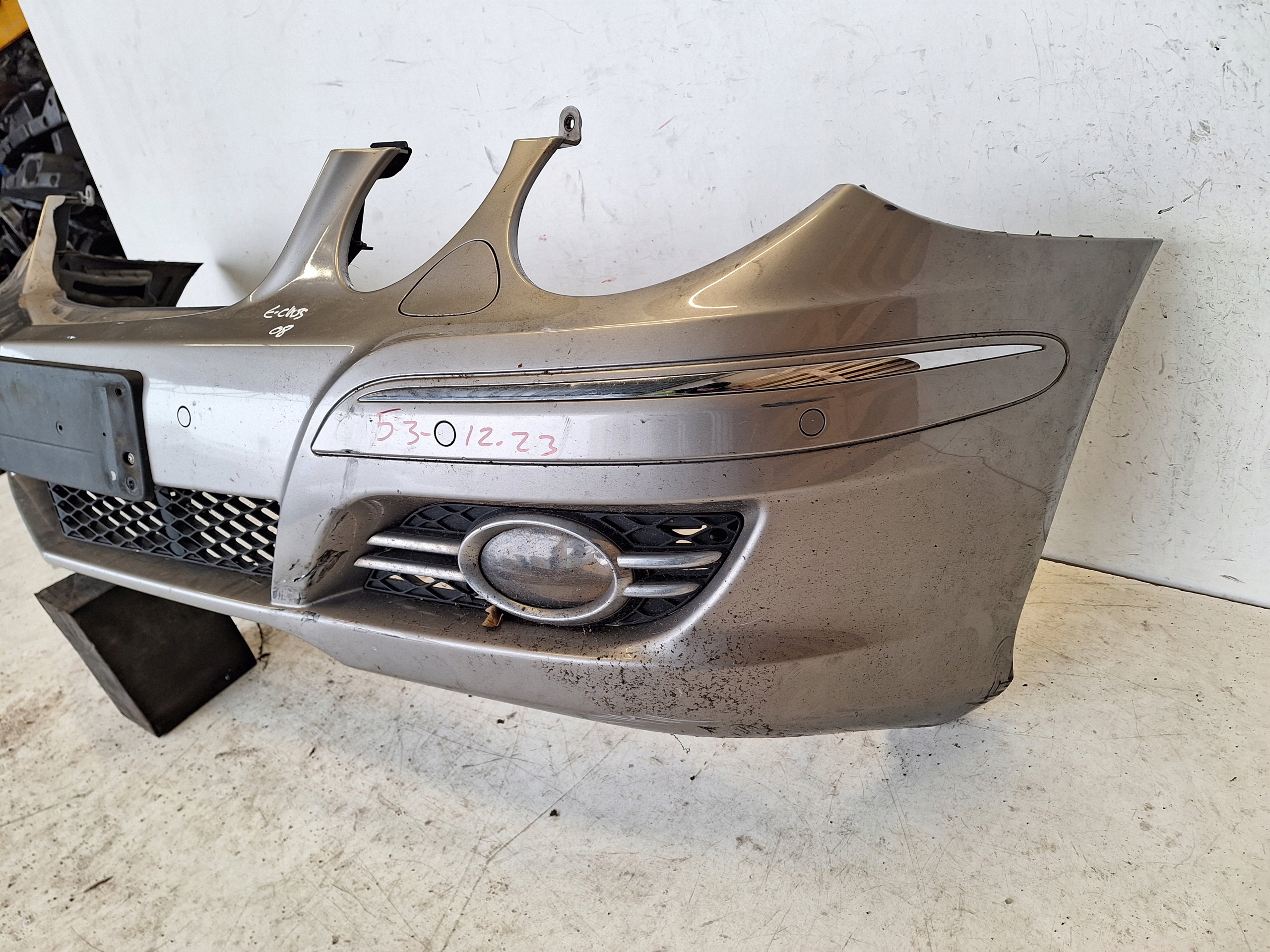MERCEDES E-class W211 LIFT 06-08 bumper + XENON + PDC