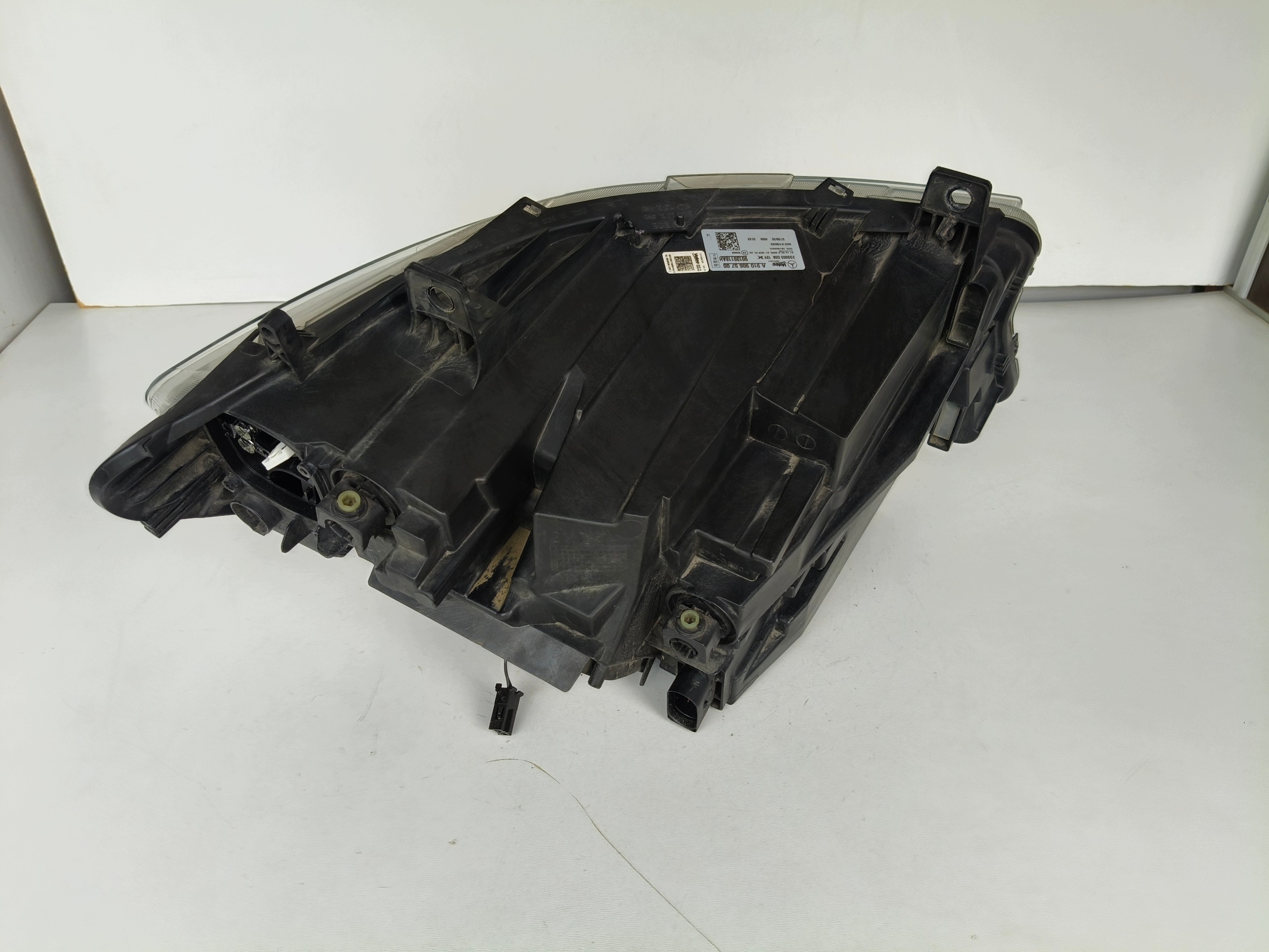 light left REFLEKTOR MERCEDES SPRINTER W907 W910 18- FULL LED