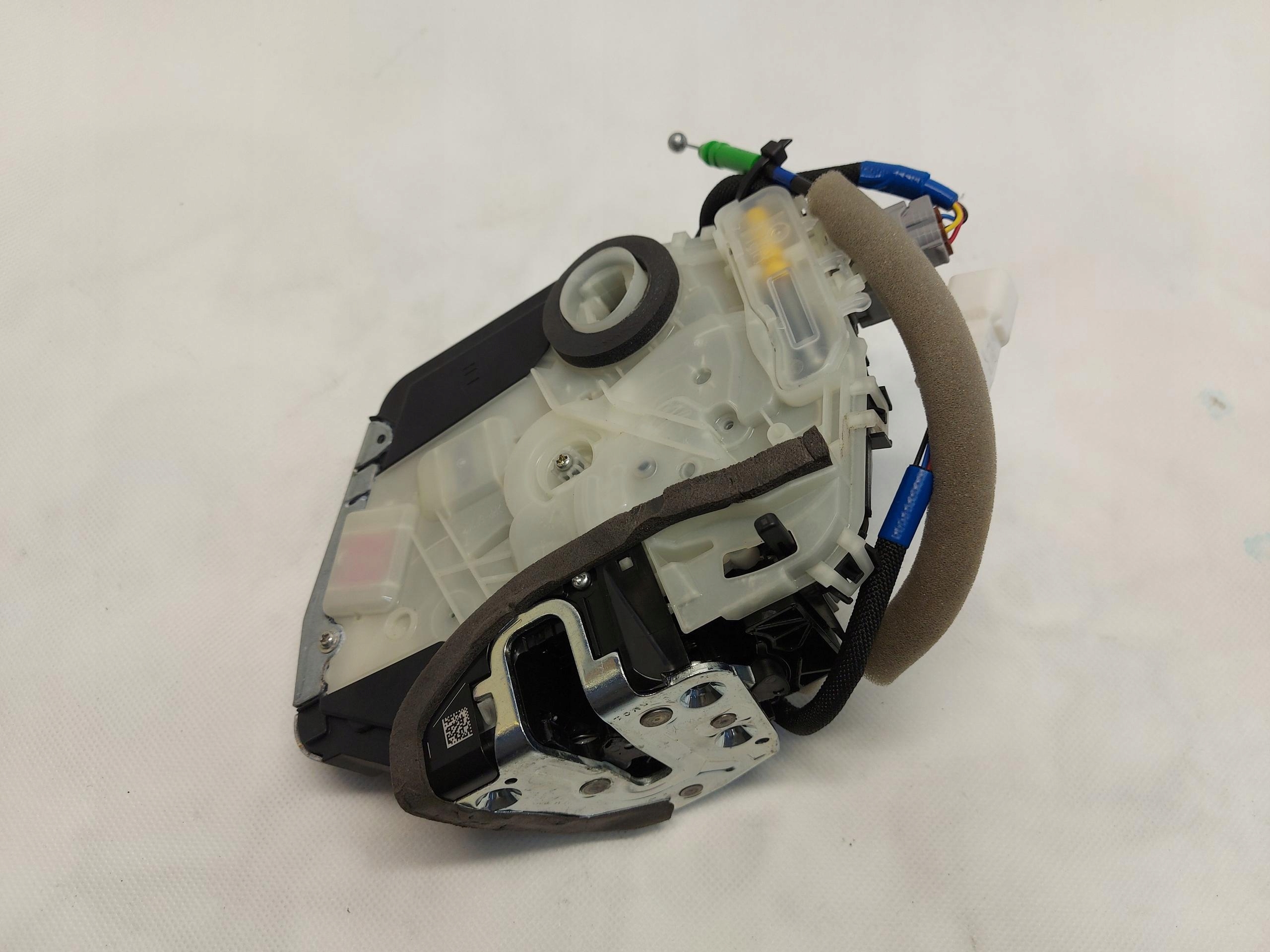 LEXUS RX500H V 5 2023- lock door left rear part