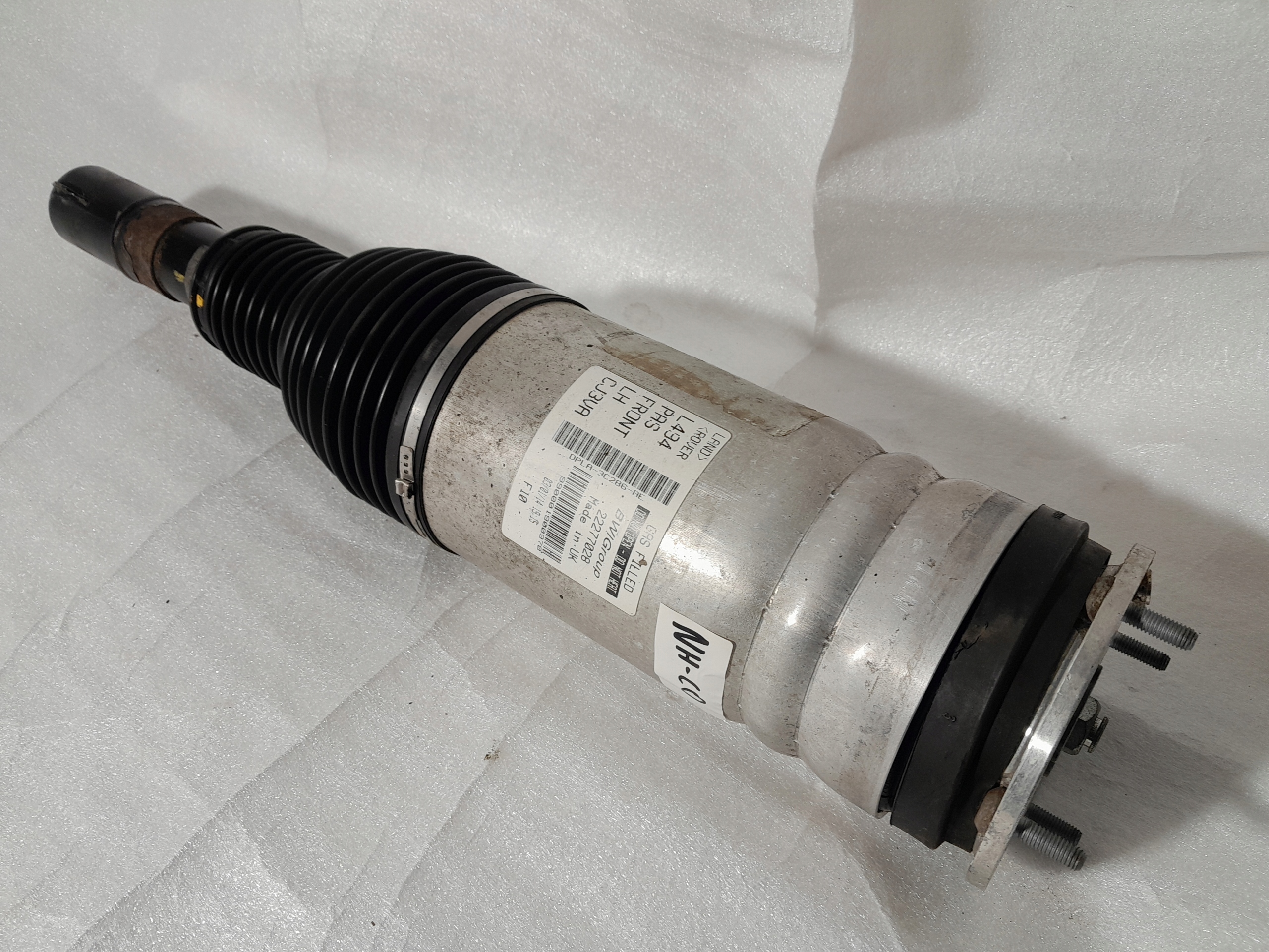 LAND ROVER L494 shock absorber left front 22277028