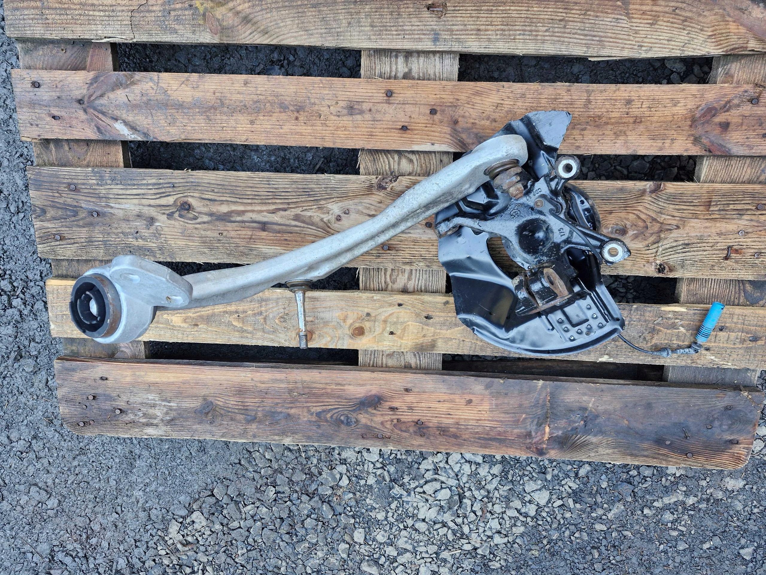 BMW E46 COUPE otoč levá M54 B30