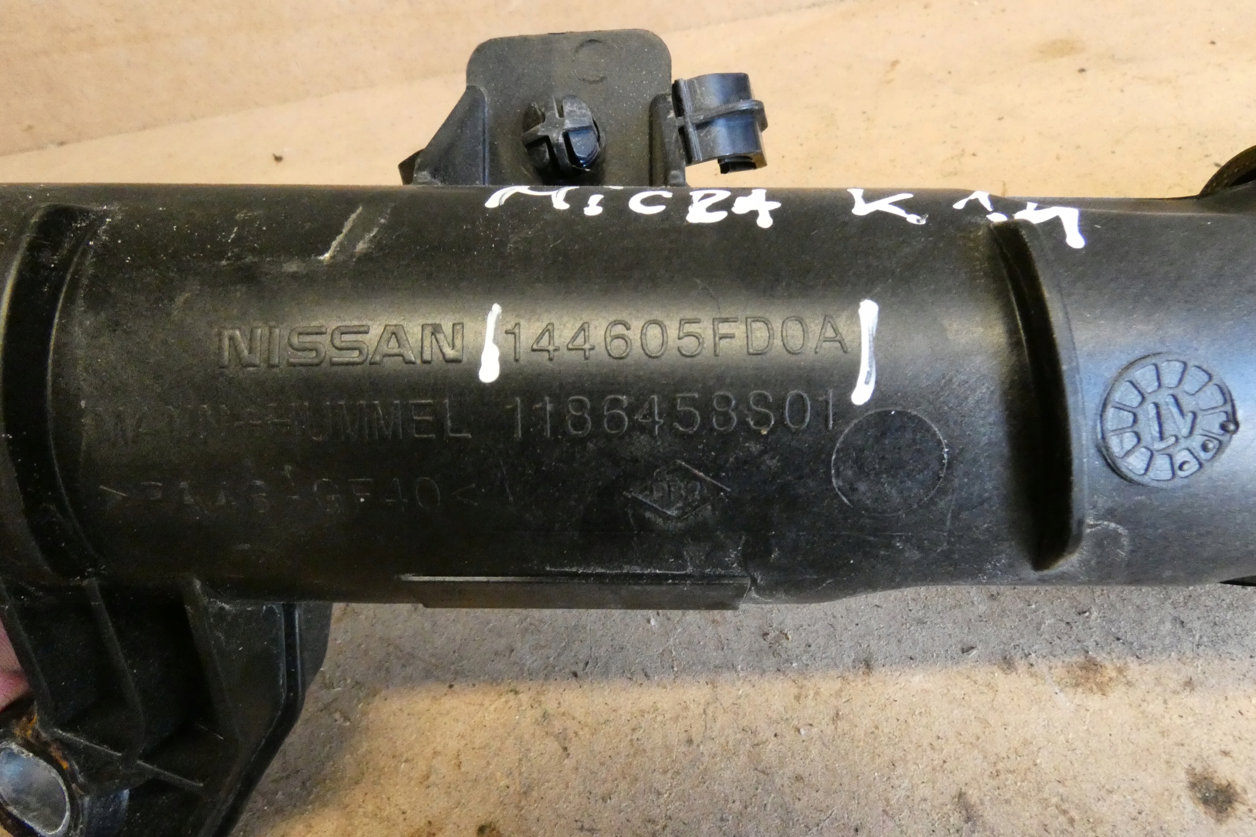 Nissan OE 144605FD0A pipe dolotowa micra