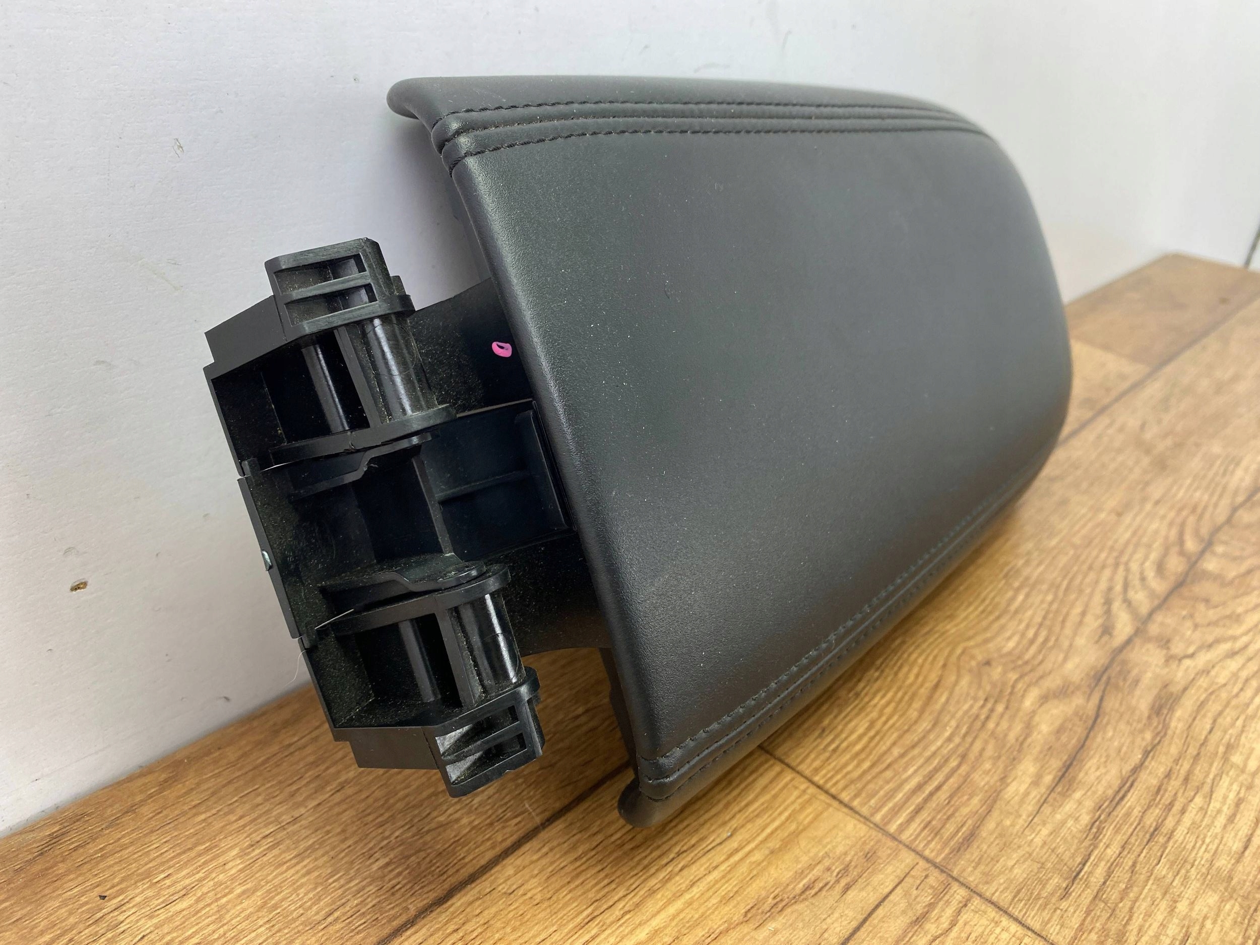 bracciolo consolle Ford Escape IV Kuga MK3 2020+