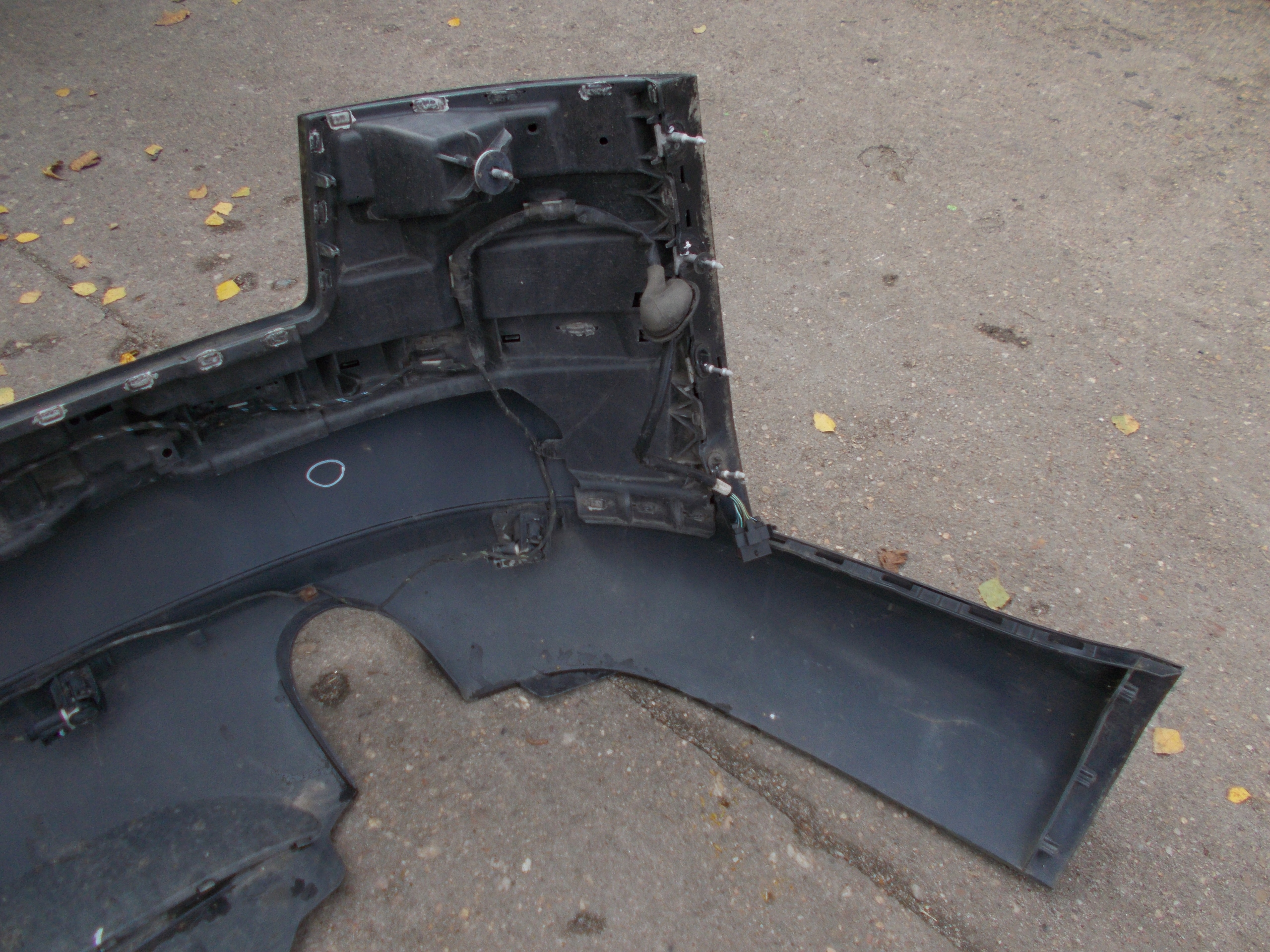 AUDI A8 D3 bumper rear part Z PDC