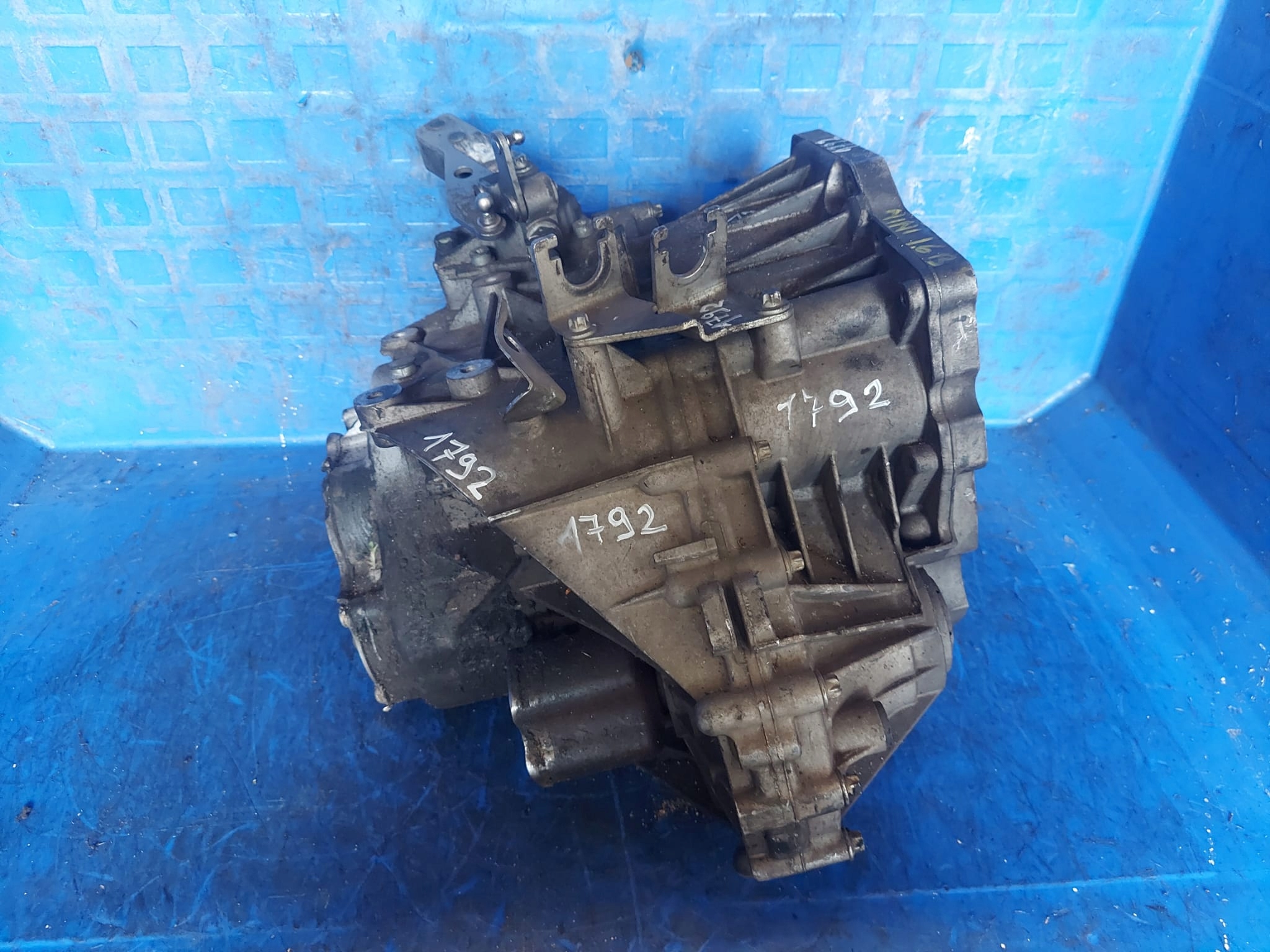 Getriebe MINI COOPER S 1.6 B 2300.7568718-03