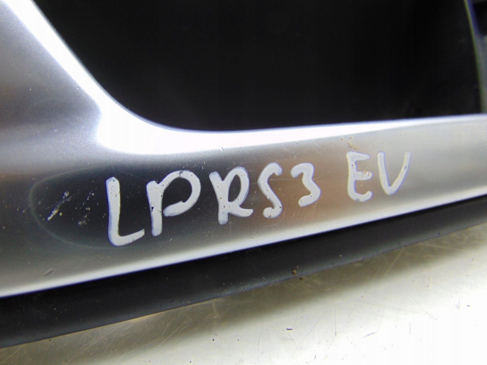 handle door inner left front PODSWIETLANA AUDI RS3 A3 8P 8P4837019E