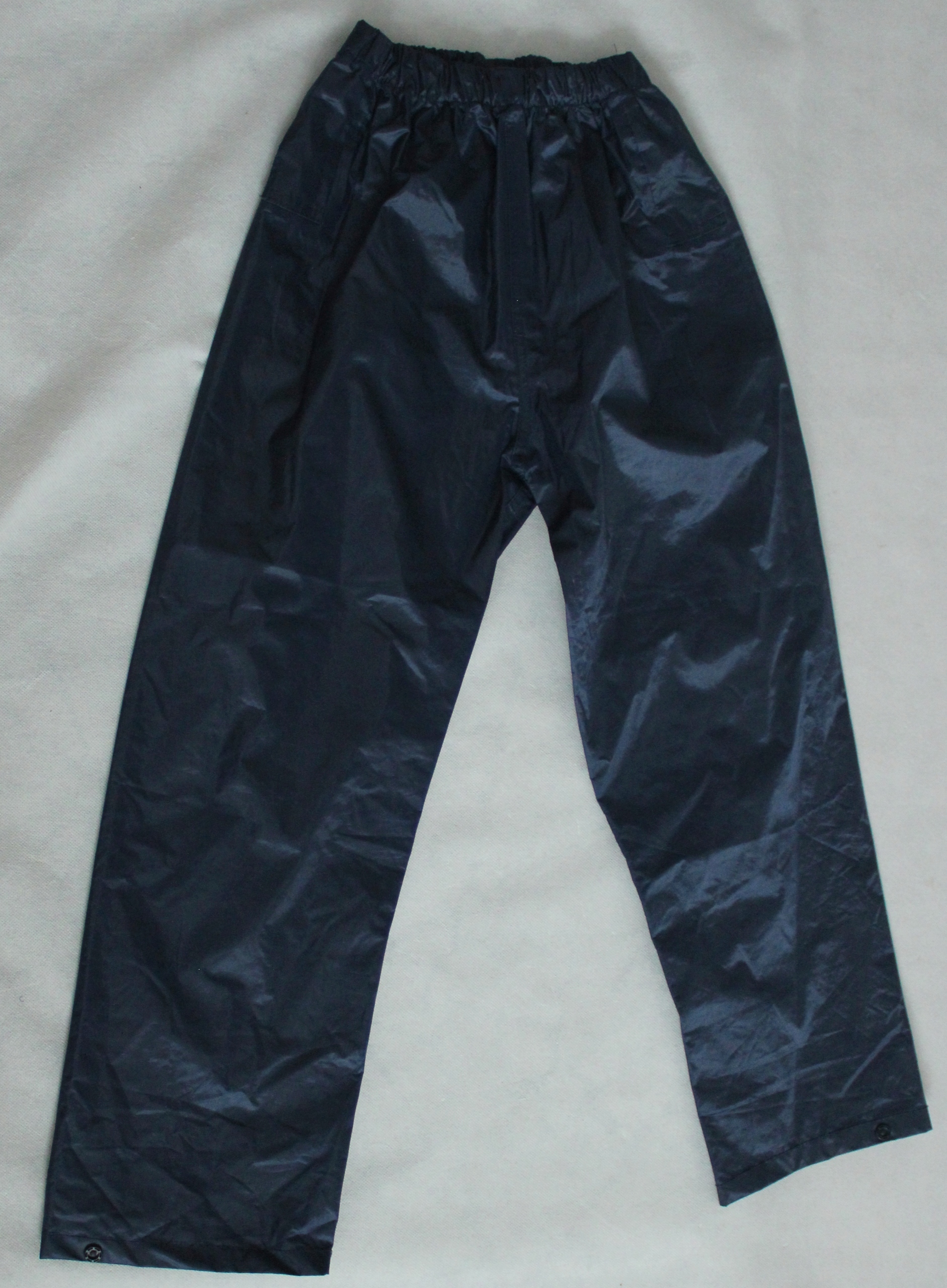 ORTALIONOWE SPODNIE PRZECIWDESZCZOWE ROZM 140/146