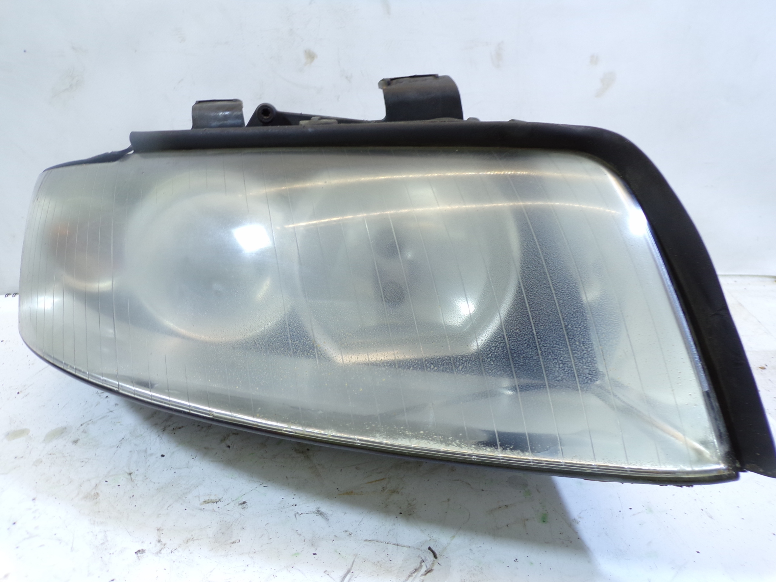 light front front right AUDI A4 B6 XENON