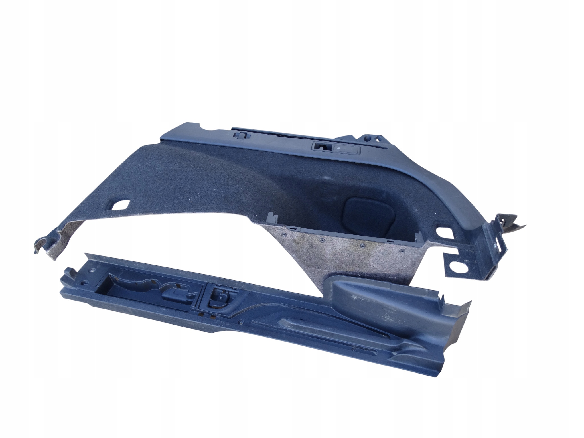 VW PASSAT B8 KOMBI AVANT inner boot black, side floor mats