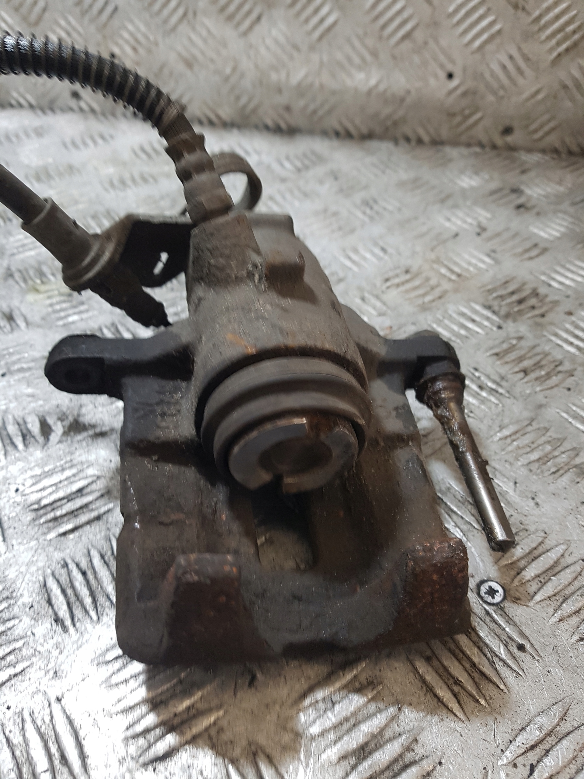 caliper brake left rear part rear RENAULT TRAFIC 2 LUCAS