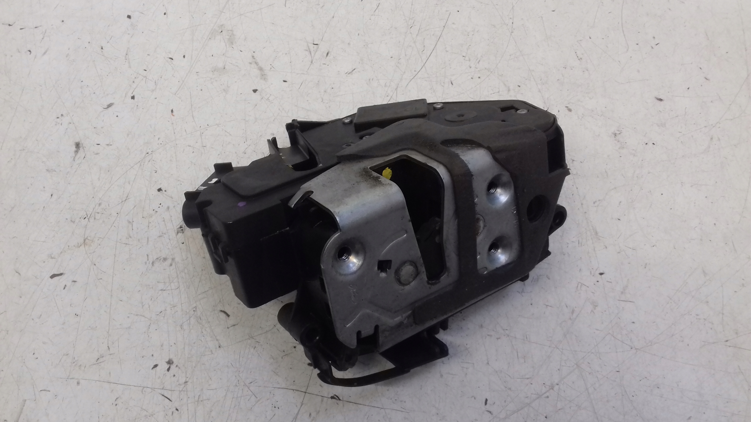 lock right front 8A6AA21812BF Ford Fiesta MK7