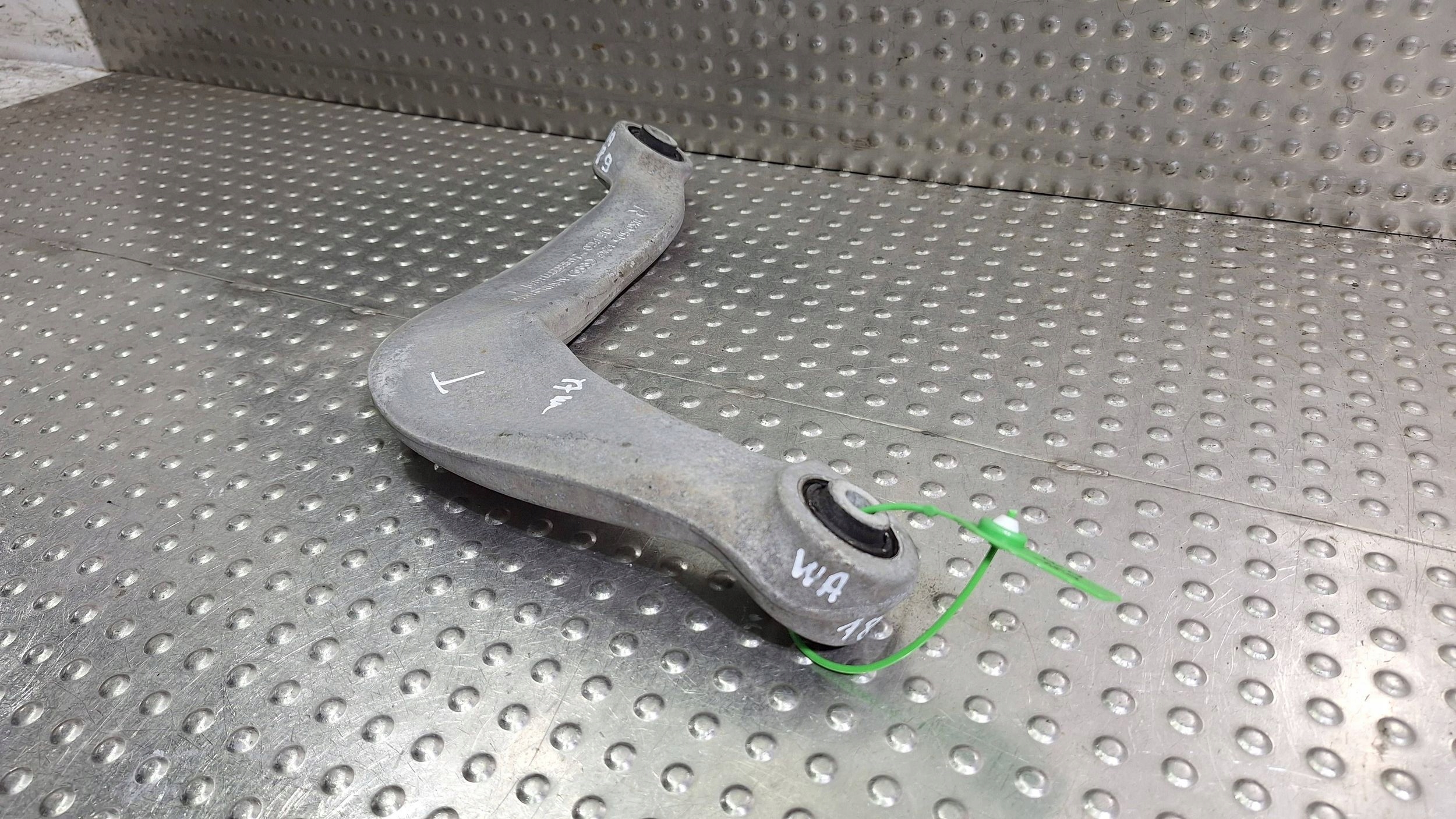 Querlenker rechts heck 8K0505324F AUDI A4 B8 A5 8T A7 A6 C7 Q5 8R
