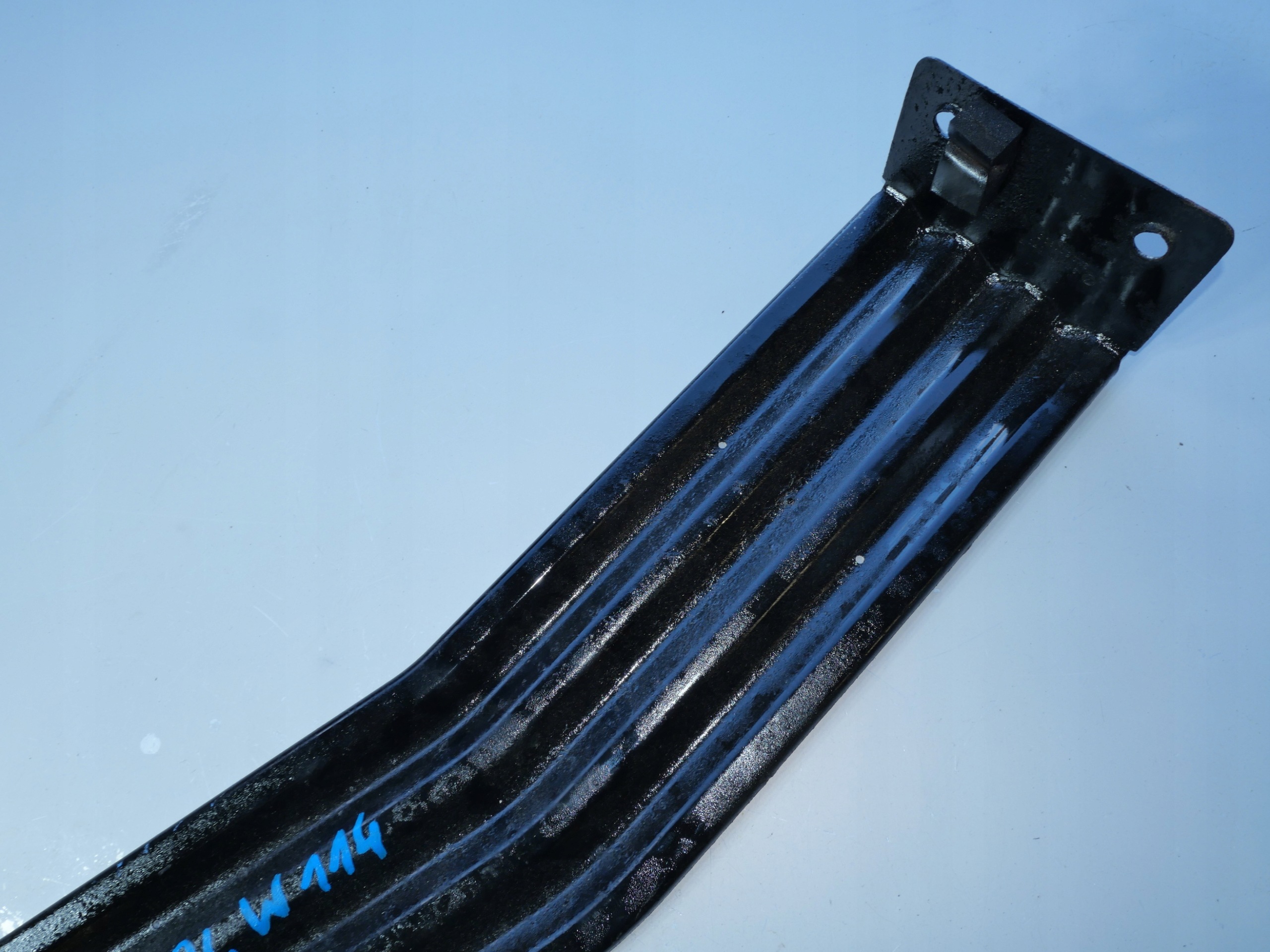 étrier roues de la roue de secours VW CADDY IV 2k0801903