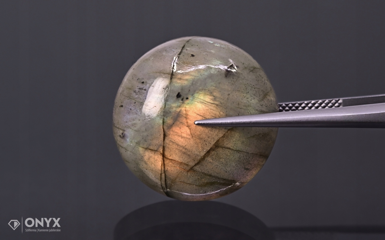 Labradorit kabošon kulatý fi 21 mm