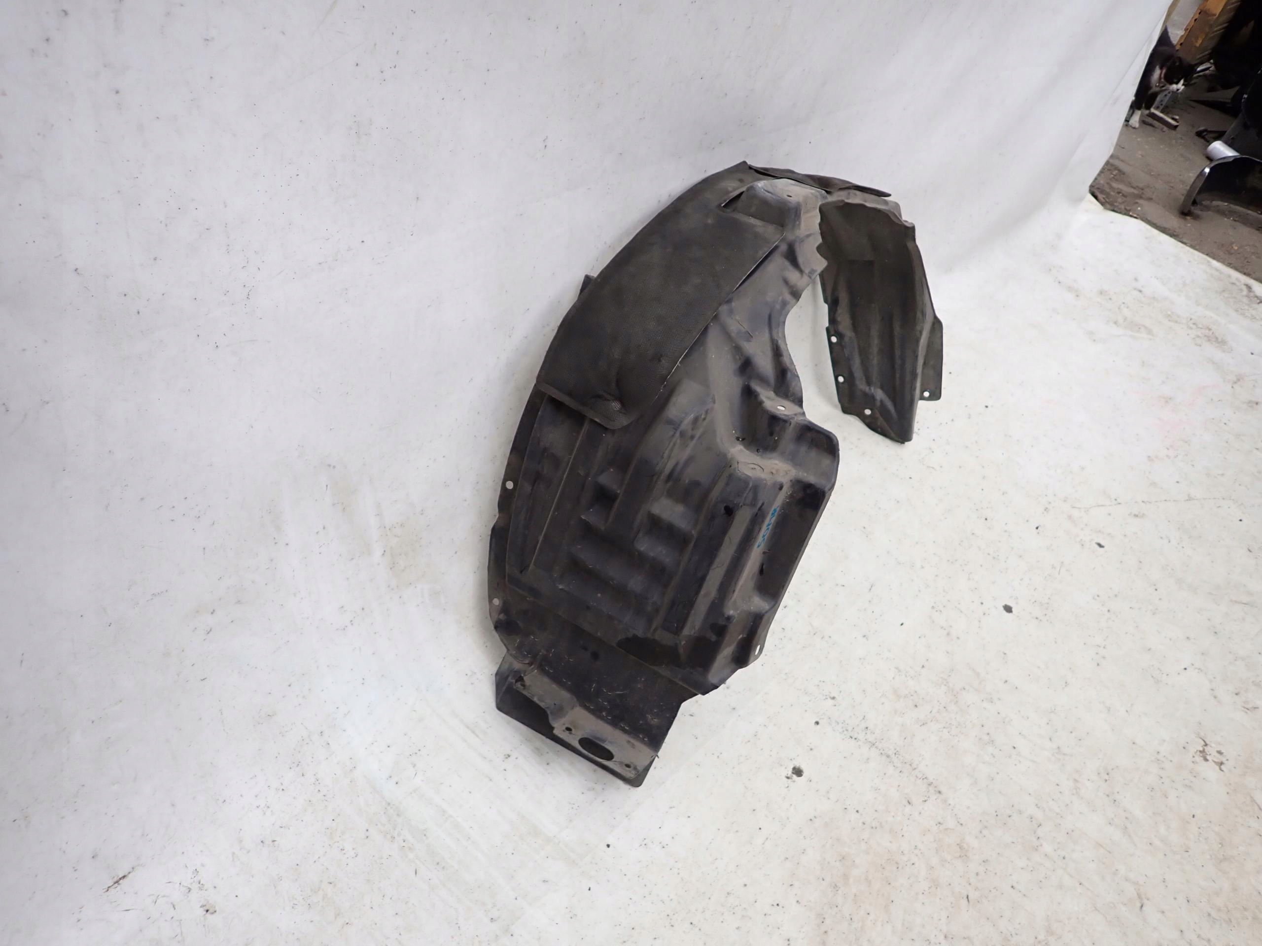 MITSUBISHI ASX and 1 10-19 mudguard front front right