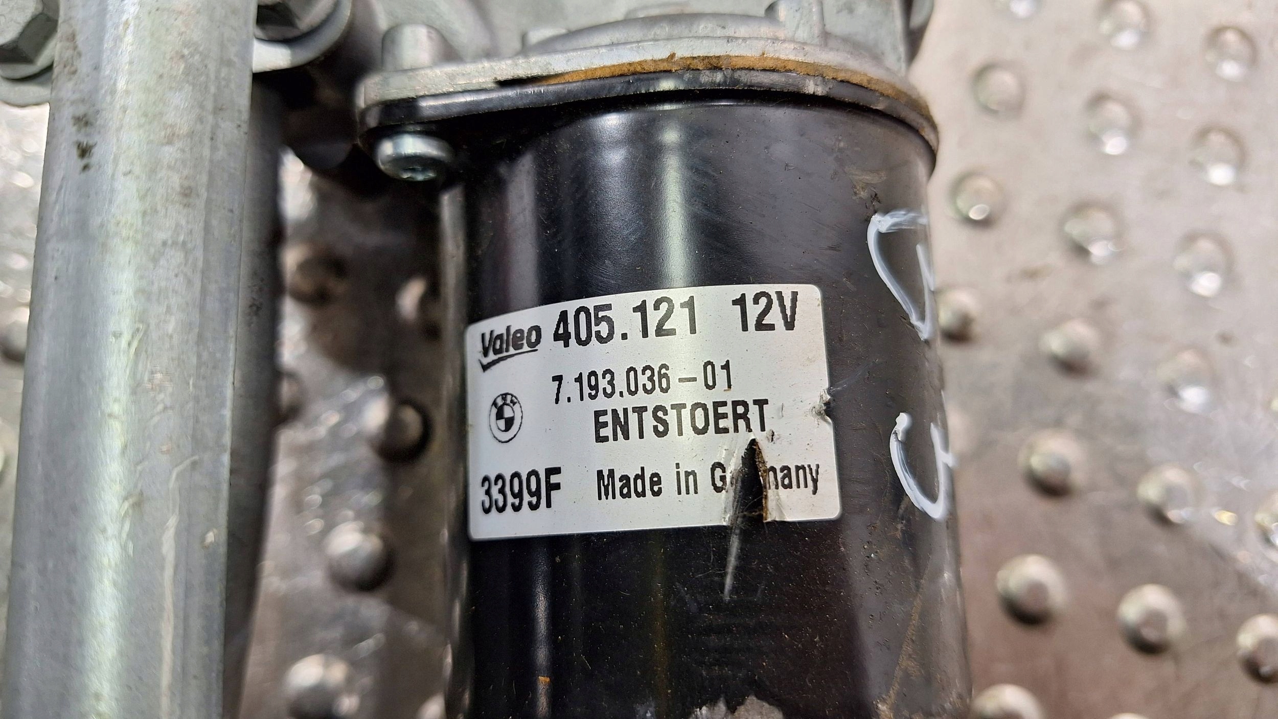 Gestänge Motor Wischer vorne 7193036 BMW 1 E81 LIFT E87 EUROPA