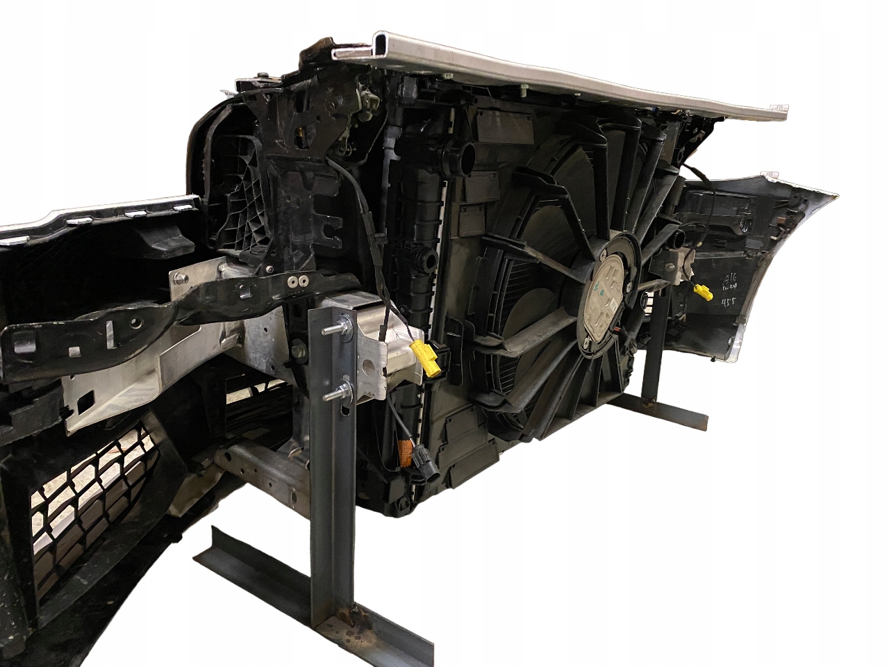 KOMPLETNY Pas przedni chłodnice wentylator zderzak BMW 5 G30 G31 LCI M 20+ Typ samochodu Samochody osobowe