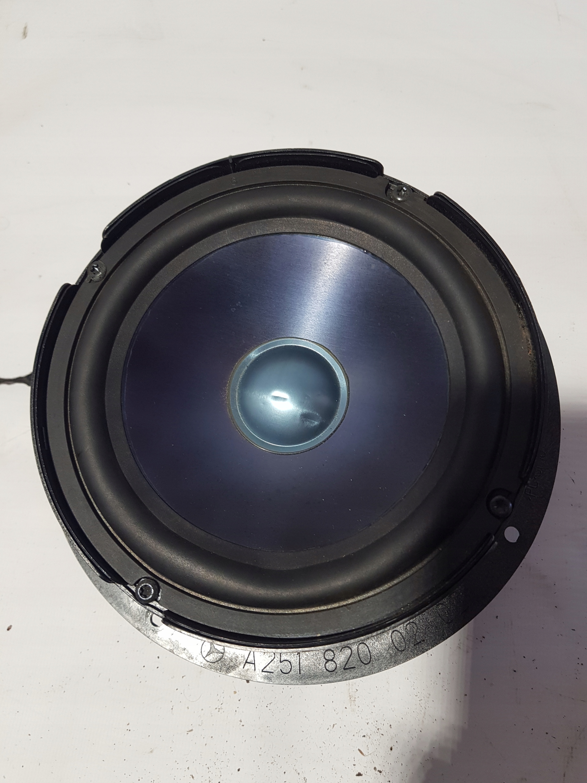speaker HARMAN KARDON MERCEDES W251 LOGIC 7