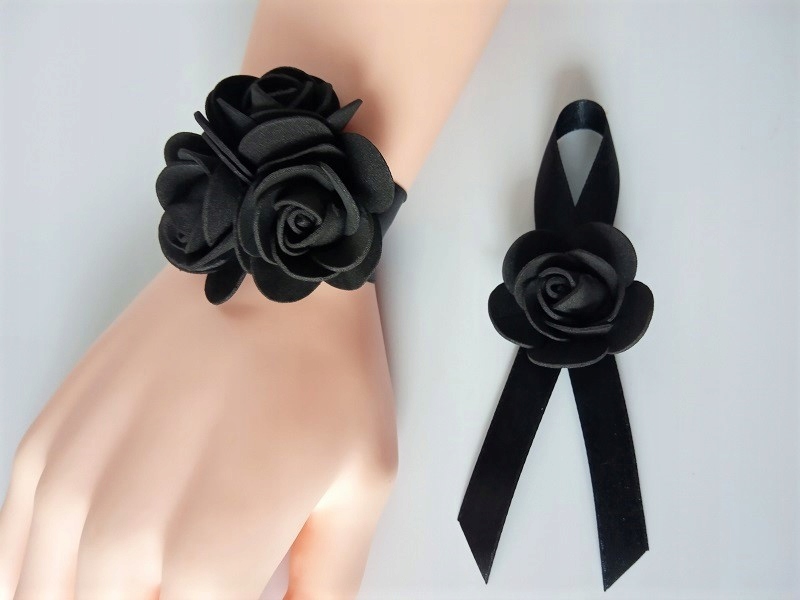 KM25 _AE * Kotylion + przypinka * ślub studniówka Kolor dominujący czarny