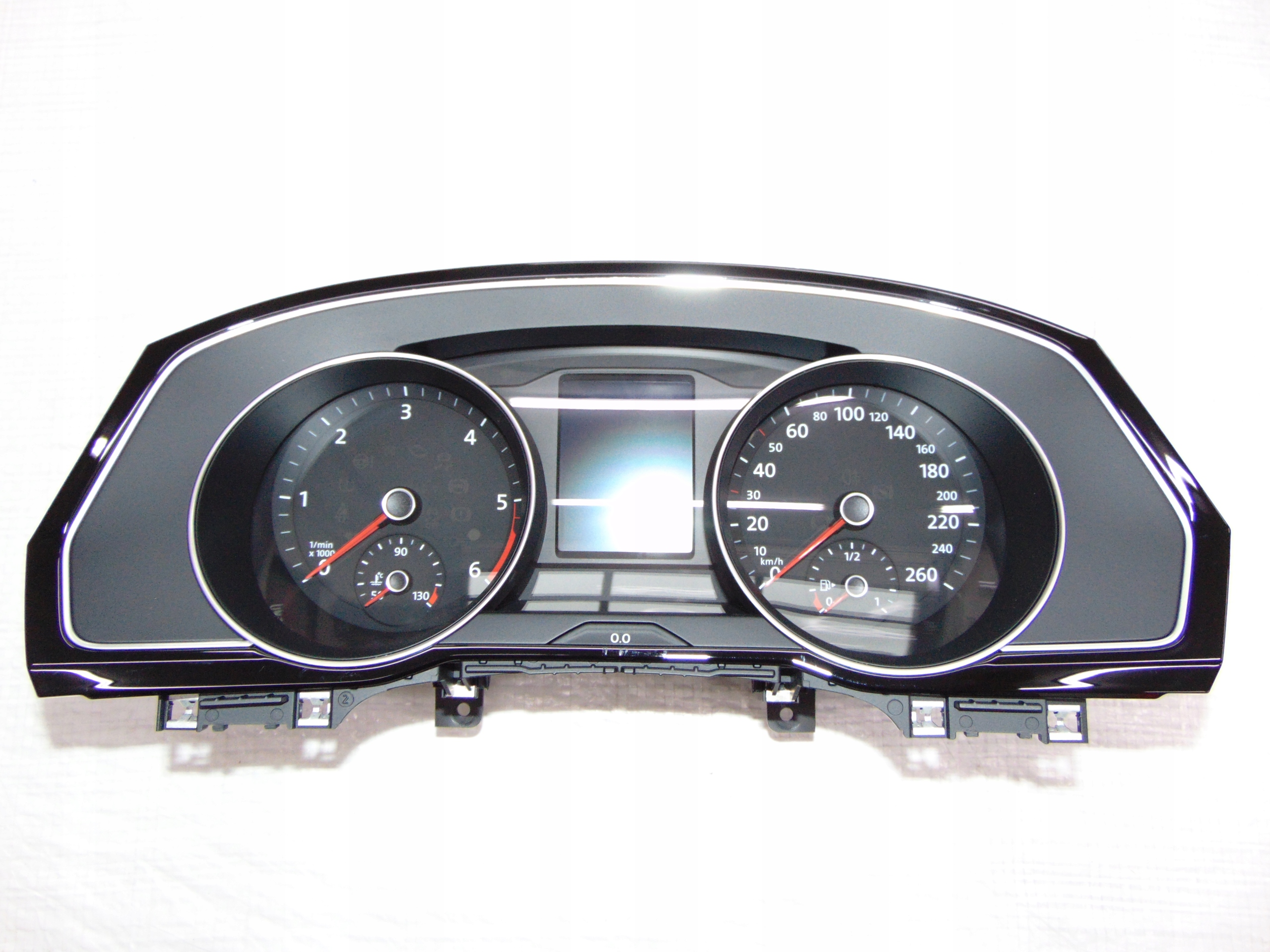 vw PASSAT B8 спидометр часы tdi 30KM 3G0920751B