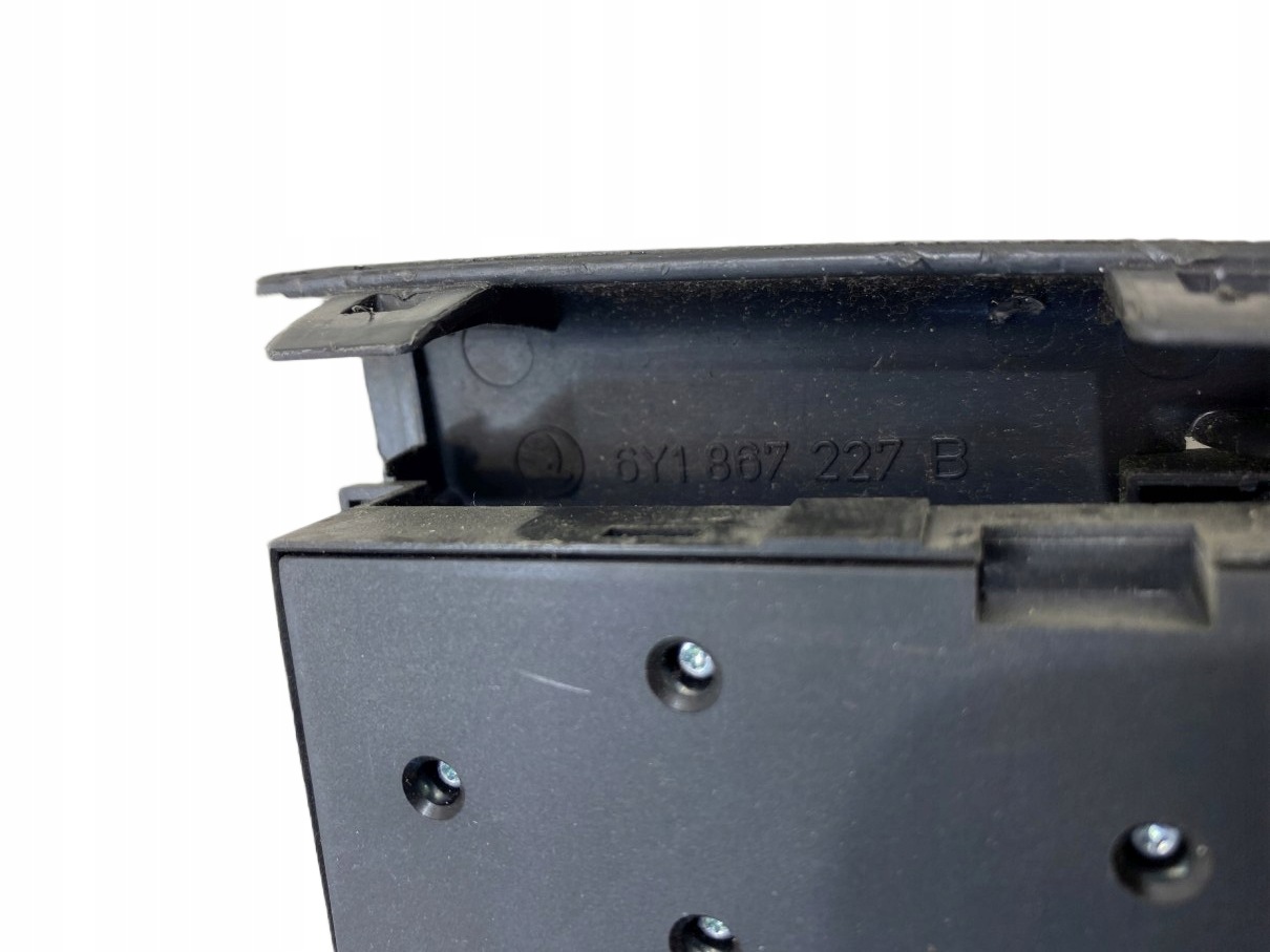PANEL okna levý předek SKODA FABIA a 6Y1867227B