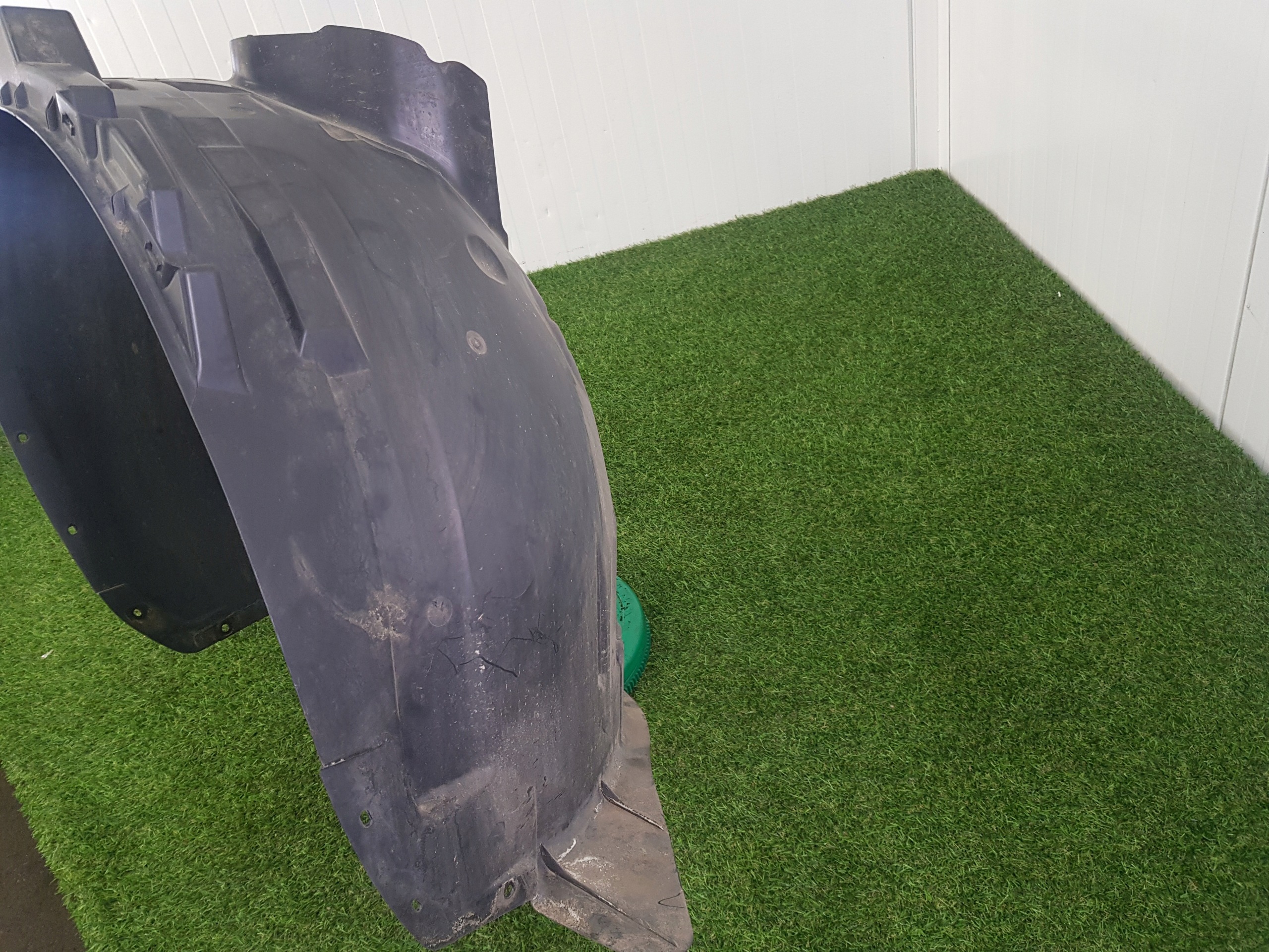 mudguard left front VOLVO XC90 II 2019 31457218