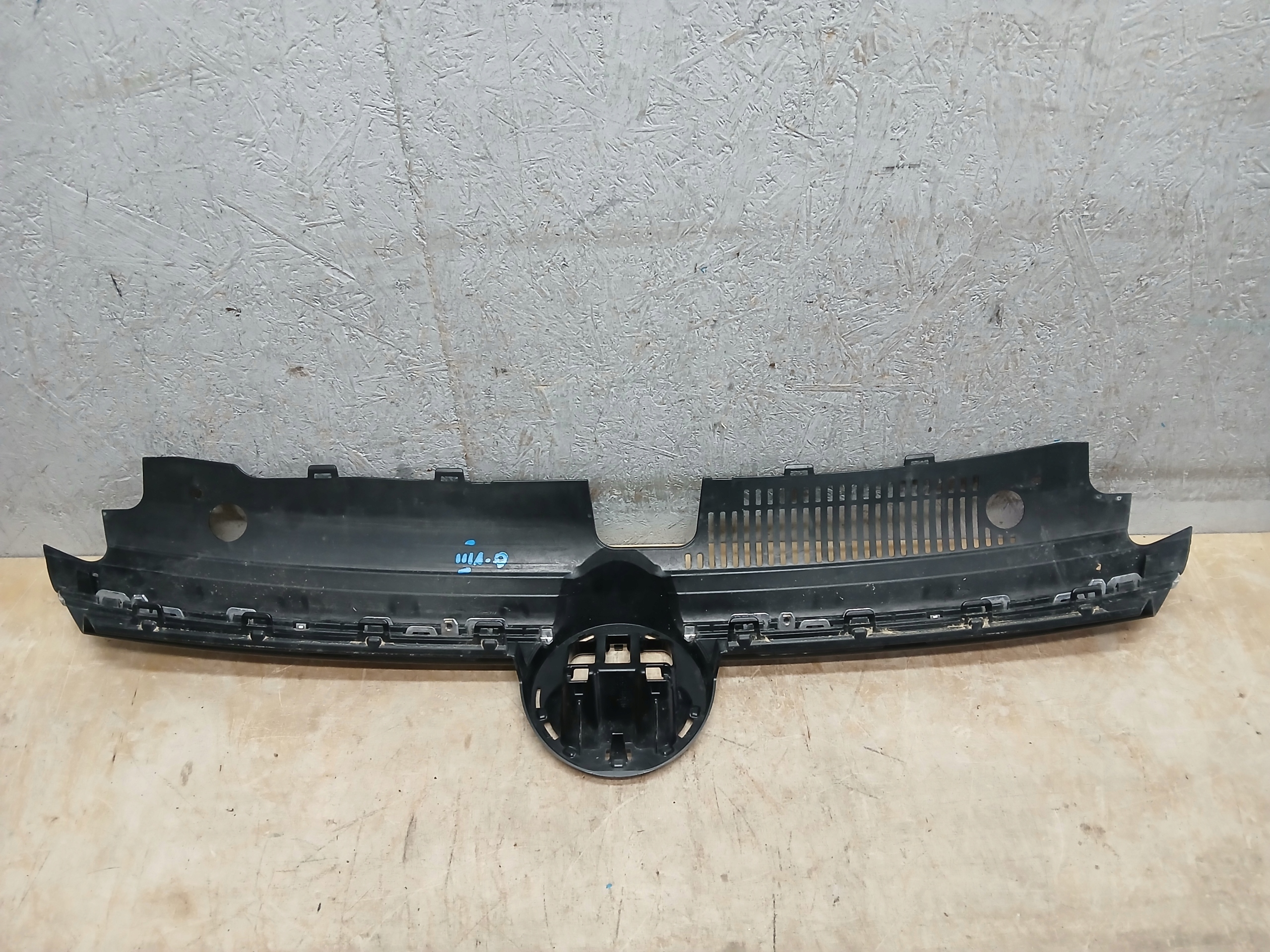Grille VW GOLF VIII 8 5H0853651N