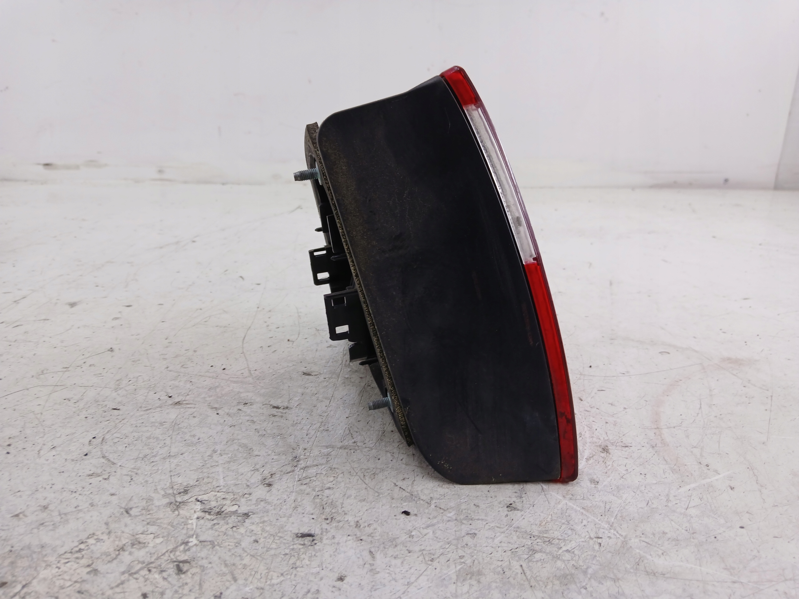 SEAT LEON and light right rear part W fender