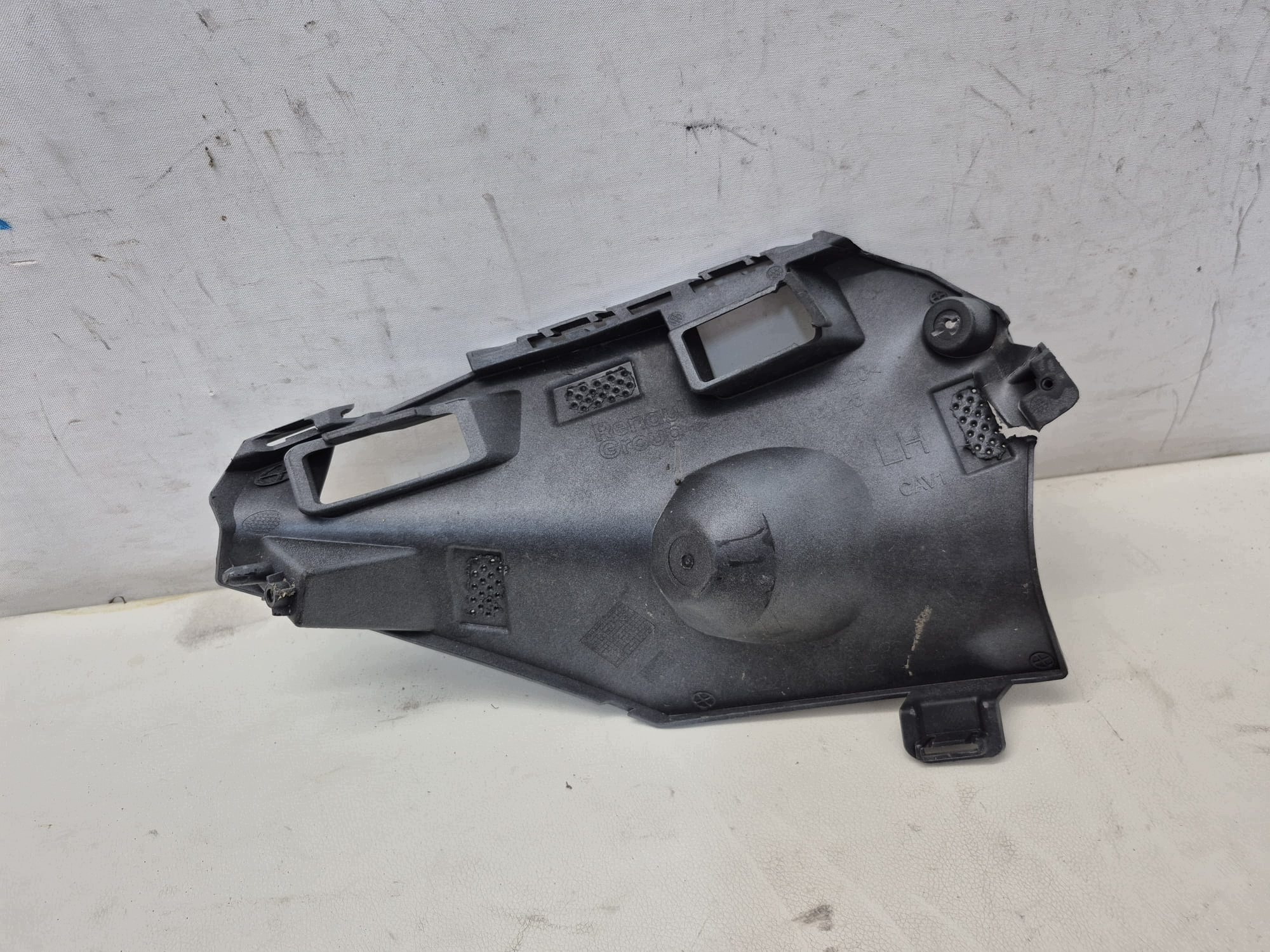RENAULT AUSTRAL support holder of a bumper left front 622134168R