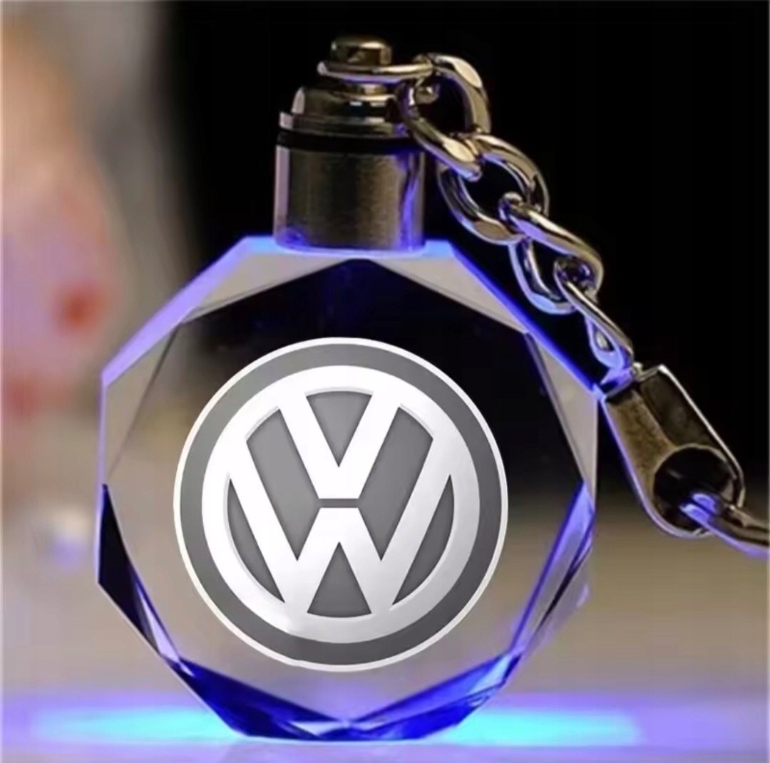 Brelok breloczek led 3d kryształ grawer audi vw bmw man pudełko prezent