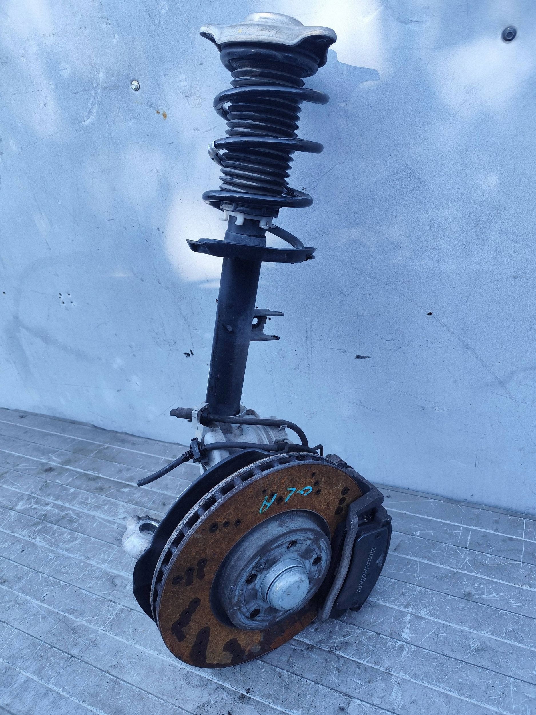 MERCEDES GLA 247 swing shock absorber front right complete DEMONTAZ