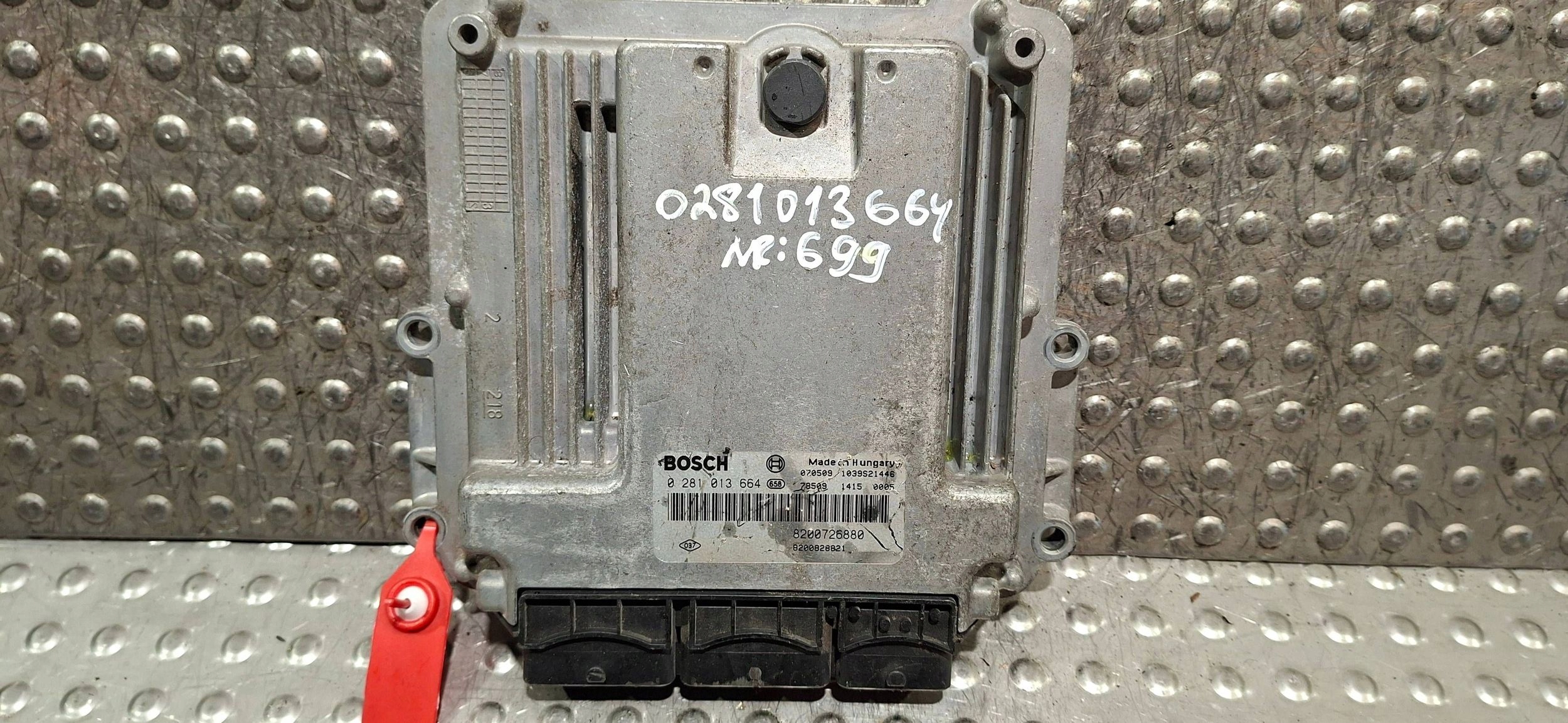 computer 0281013664 8200726880 8200828821 RENAULT LAGUNA 2.0 DCI