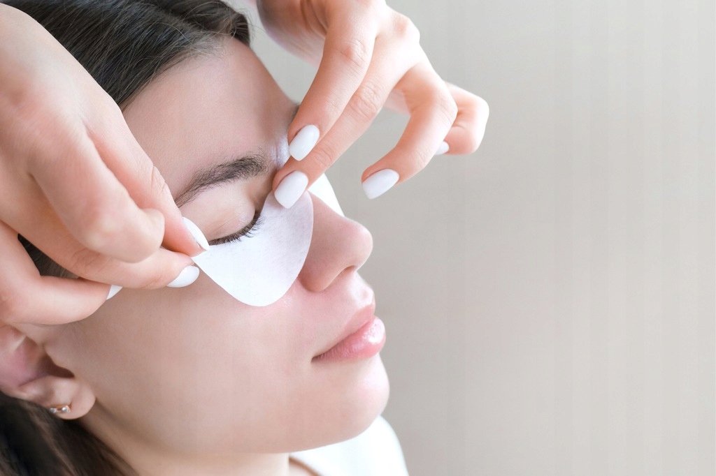 Secret Lashes Cream Remover 15g do usuwania rzęs Pojemność 10 ml