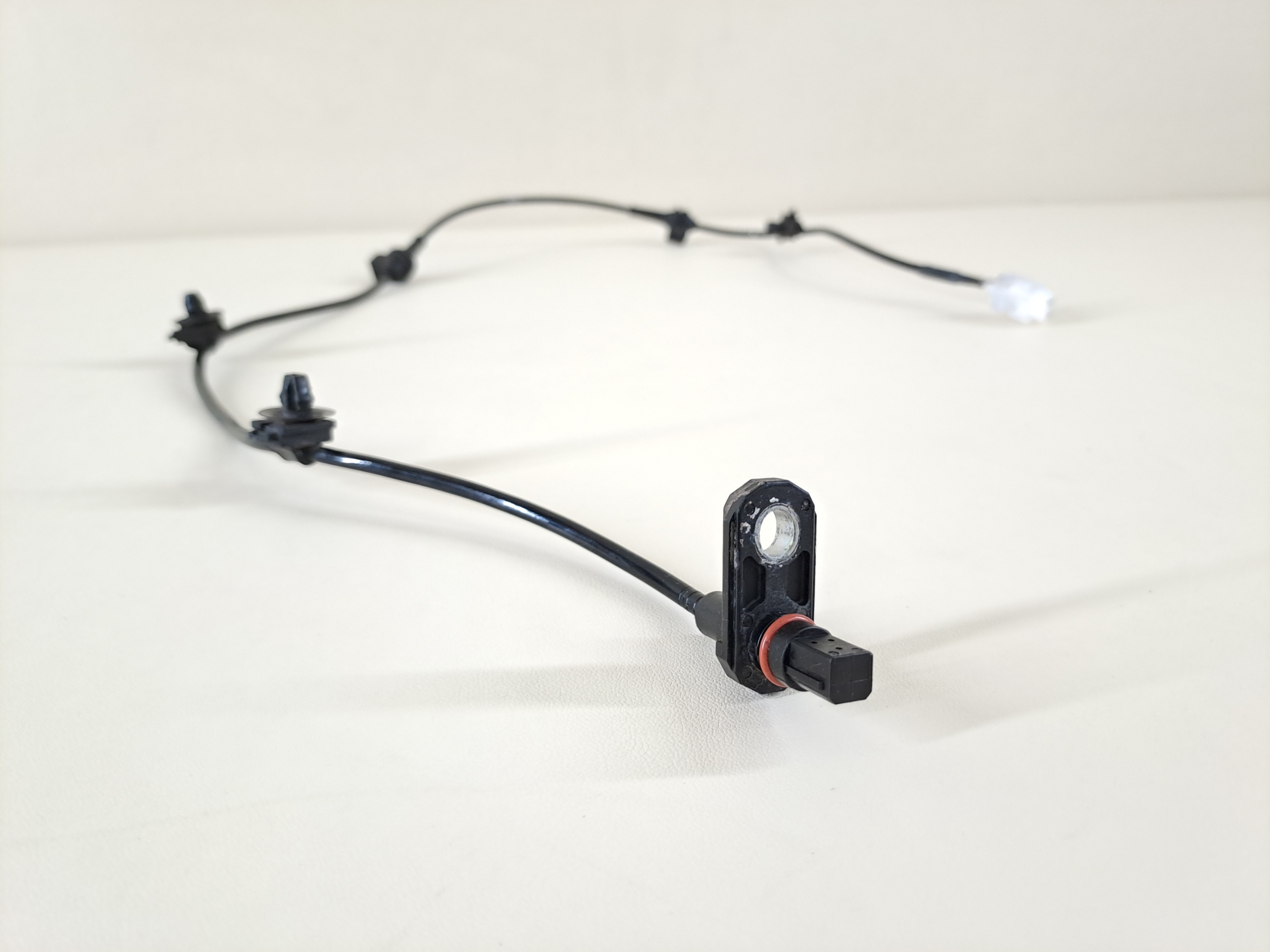 SUZUKI SX4 S-CROSS 18r 1.4T LIFT sensor ABS right rear rear part