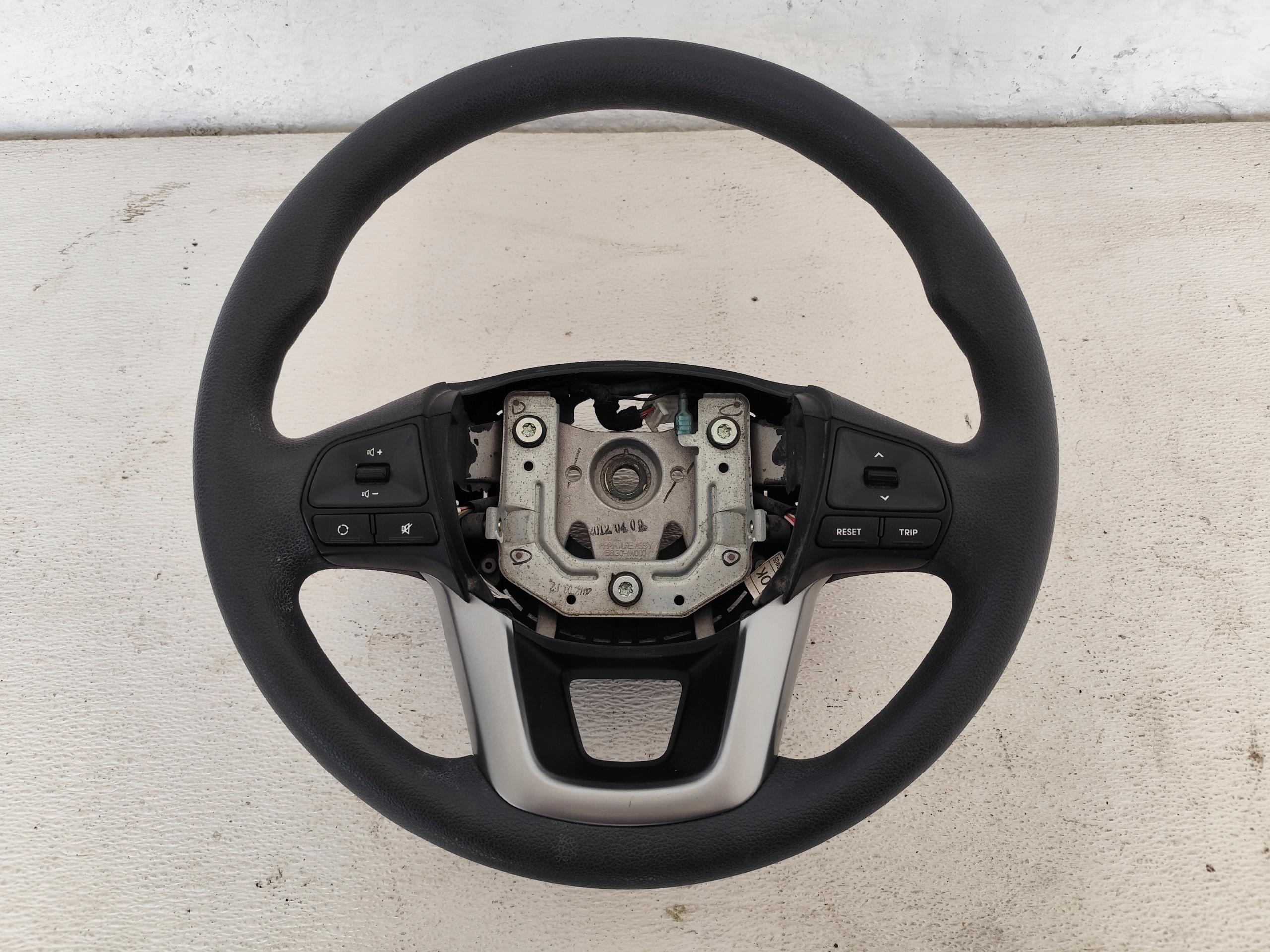 KIA RIO III 2012 lenkrad MULTIFUNKCJA