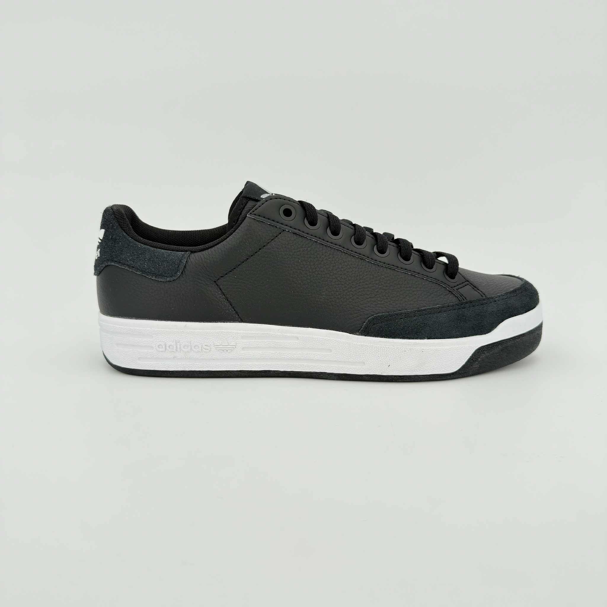 Boty adidas rod laver černo bílé velikost 44