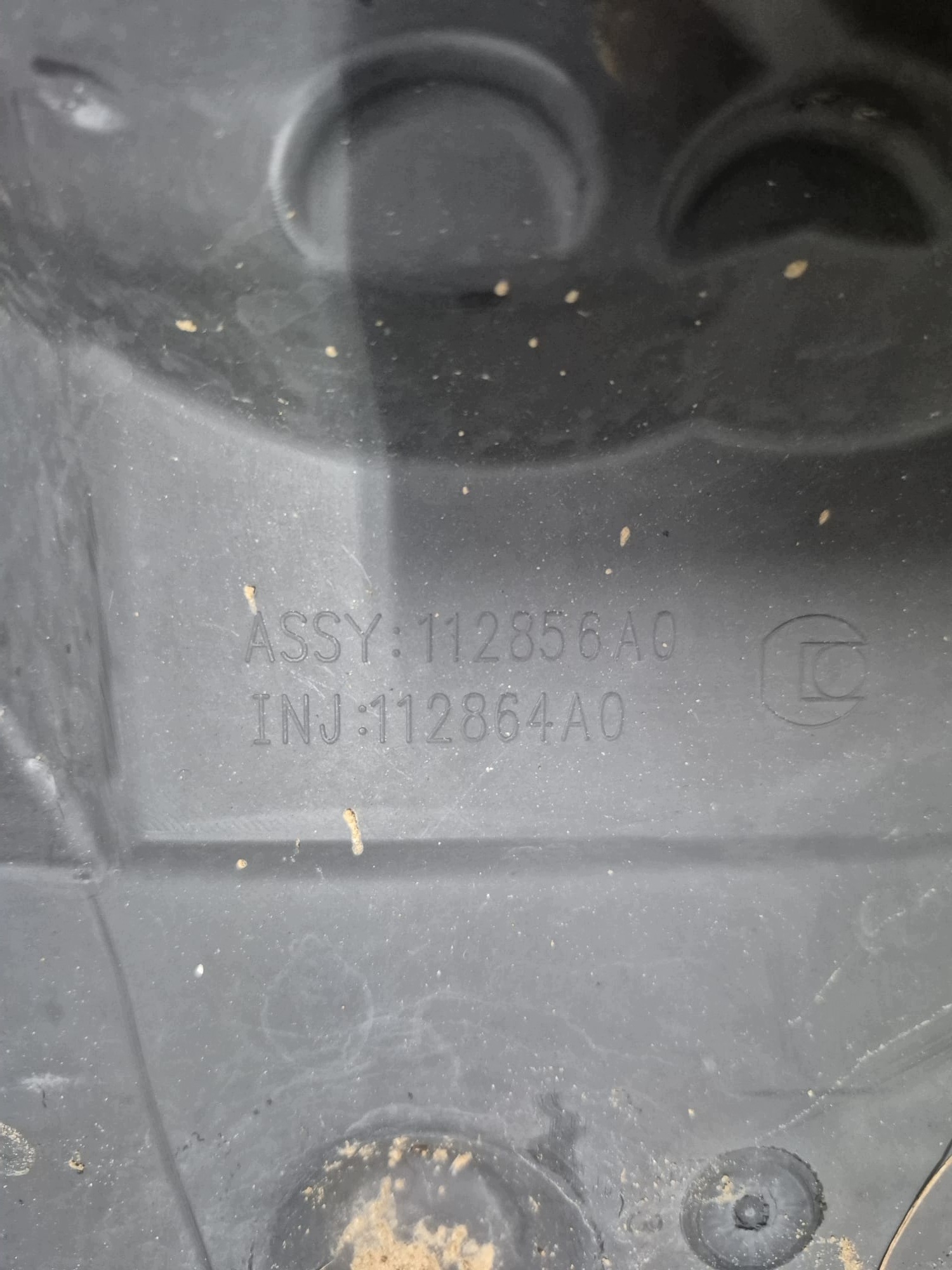 MERCEDES X-KLASA W470 X470 mudguard right front front