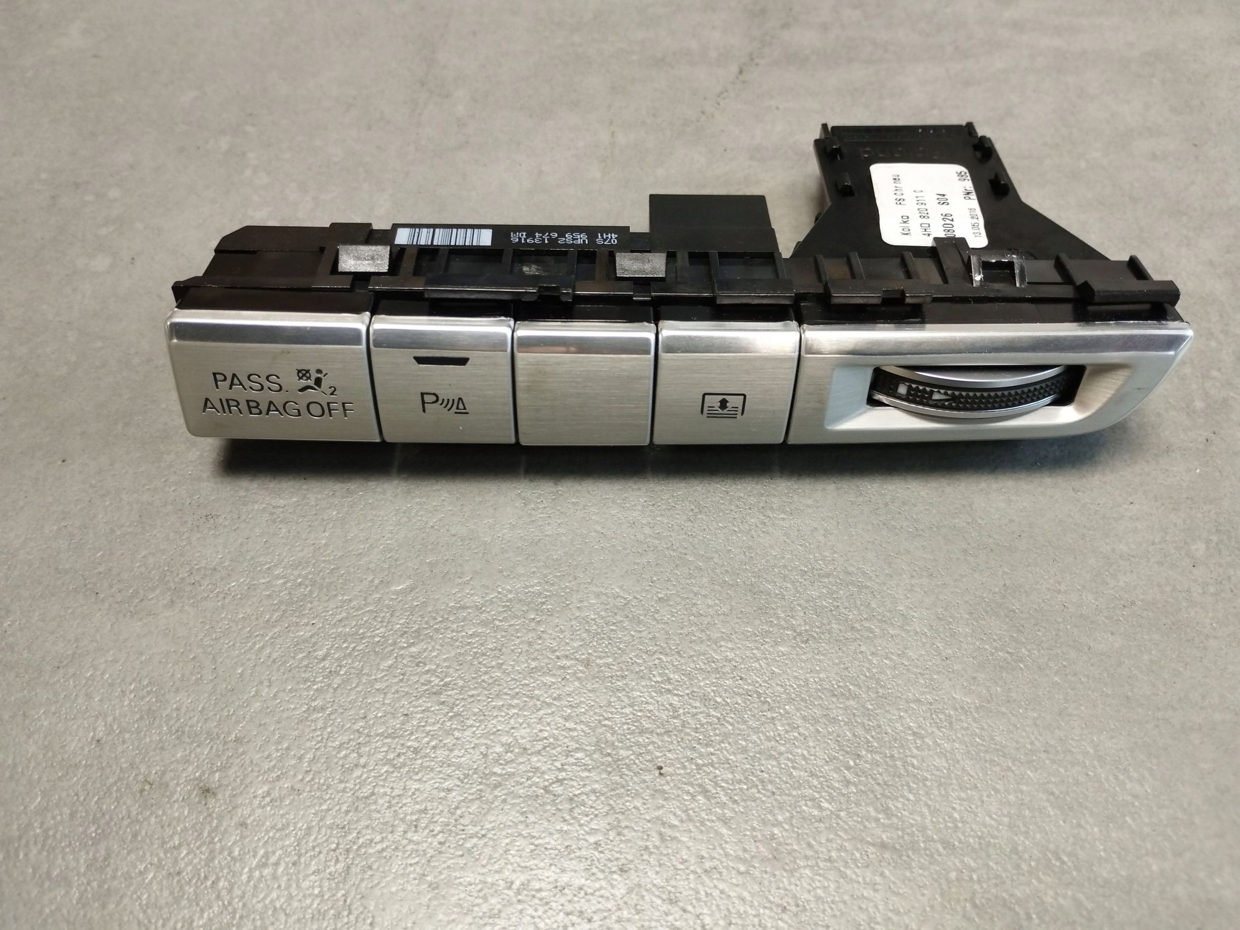 Audi A8 D4 4H PANEL controls 4H0820911C