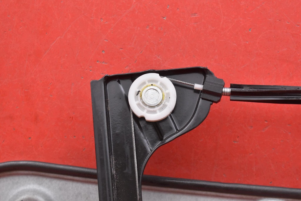 window regulator right front EU 2K1837752BG VW CADDY 3 III 03-10