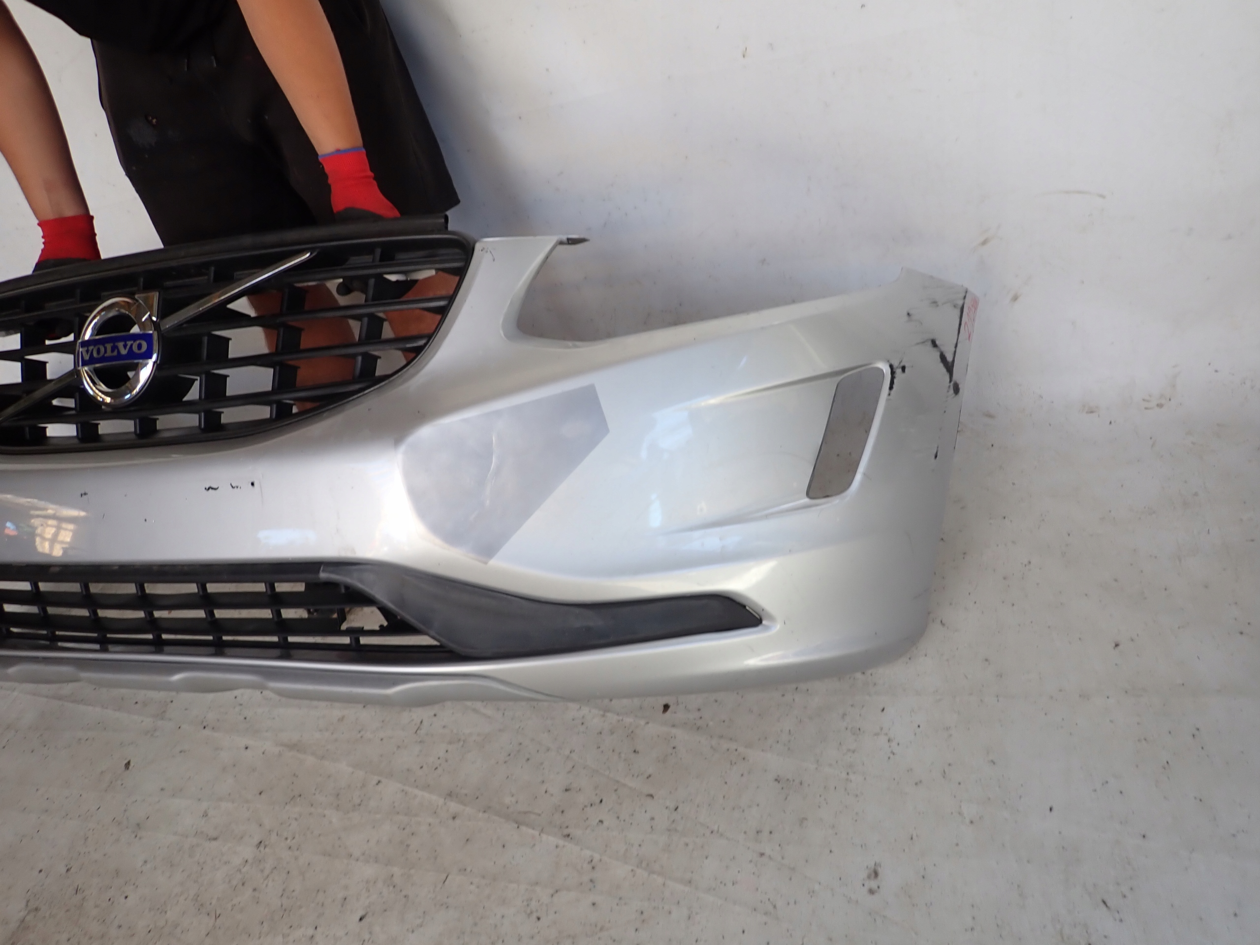 VOLVO XC60 and 1 LIFT 13-17 bumper front front without DZIUR 31323765
