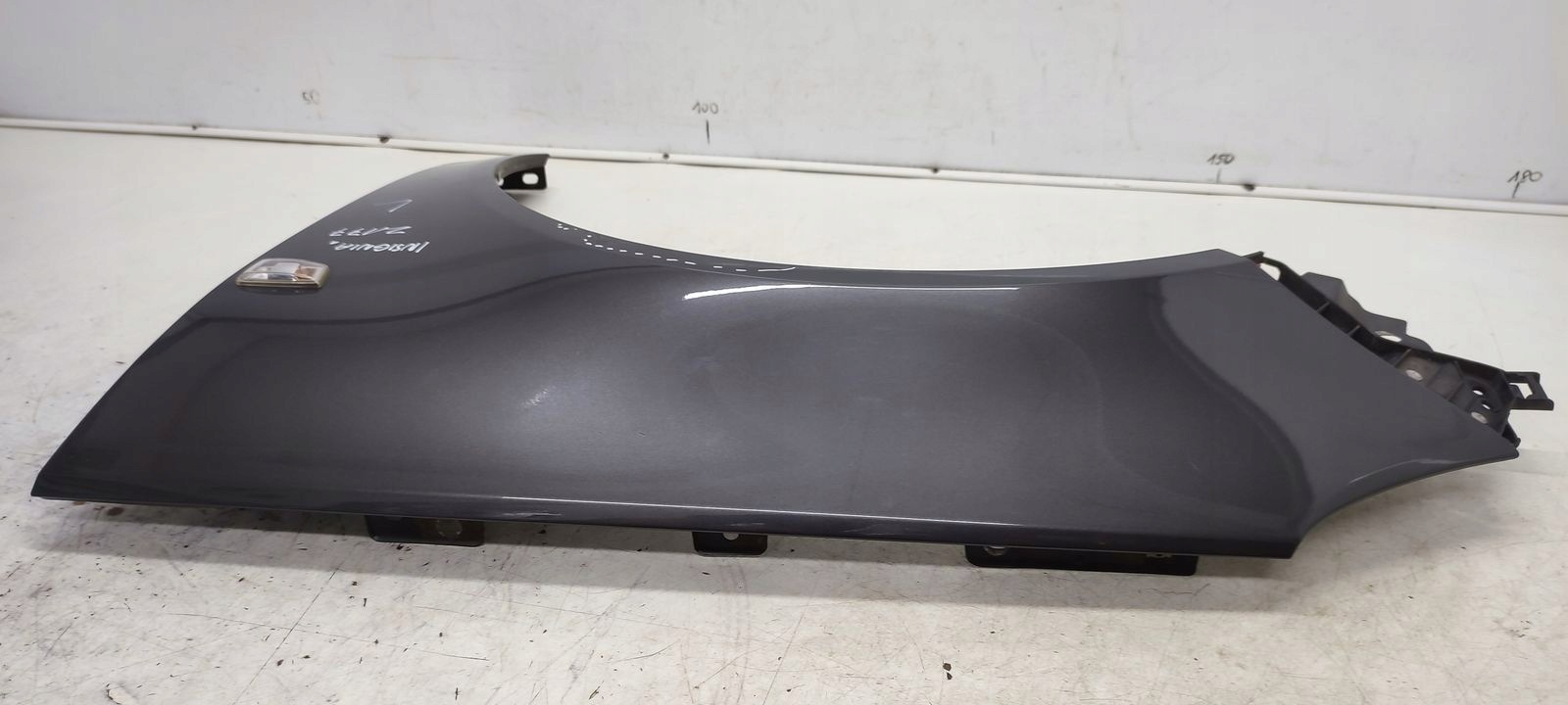 fender left front front Opel Insignia A kombi Z177