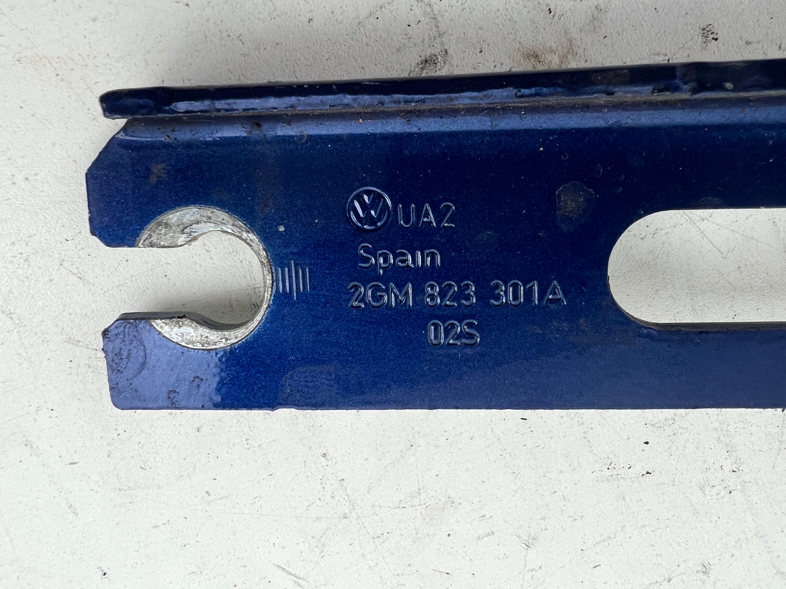 hinge bonnets left VW T-CROSS 2GM LB5K REEF BLUE 2GM823301A