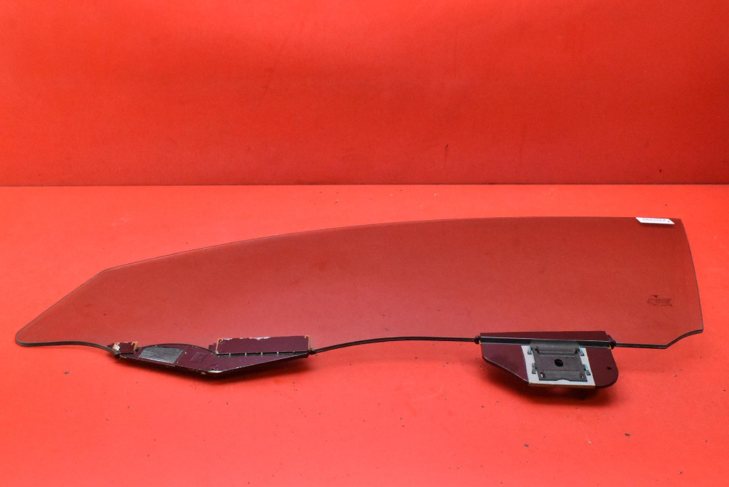 SZYBA BOCZNA LEWA PRZÓD PRZEDNIA TESLA MODEL Y 20-