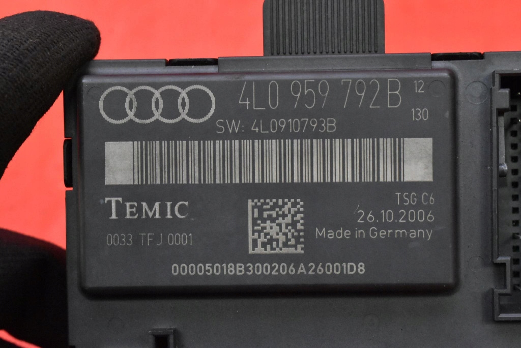 control unit module door right front 4L0959792B AUDI Q7 4L 05-09