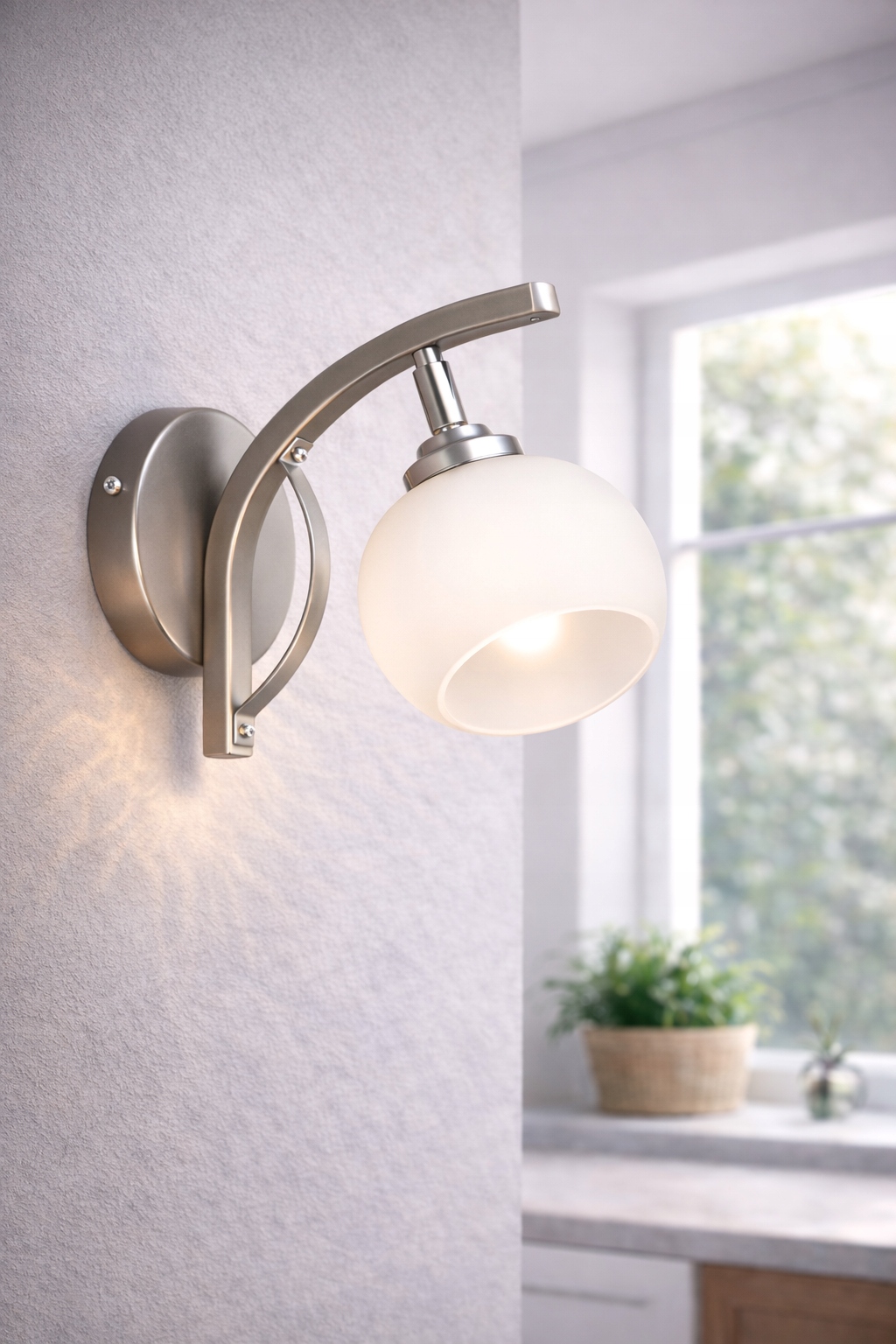 Euro-Lamp Nástěnné svítidlo Kosmo Satén alva 1x60W Výrobce