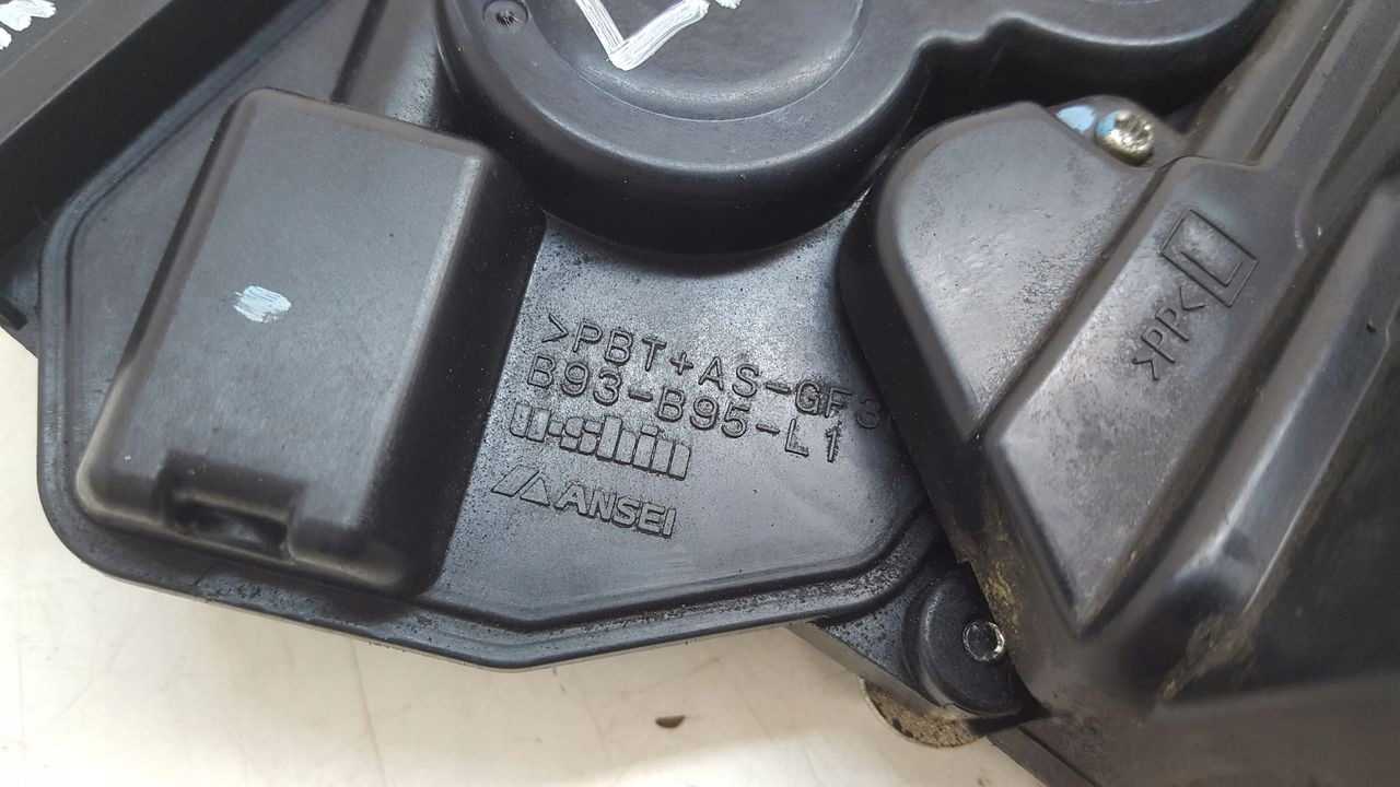 lock front front left Mazda 5 V 2,0 CITD