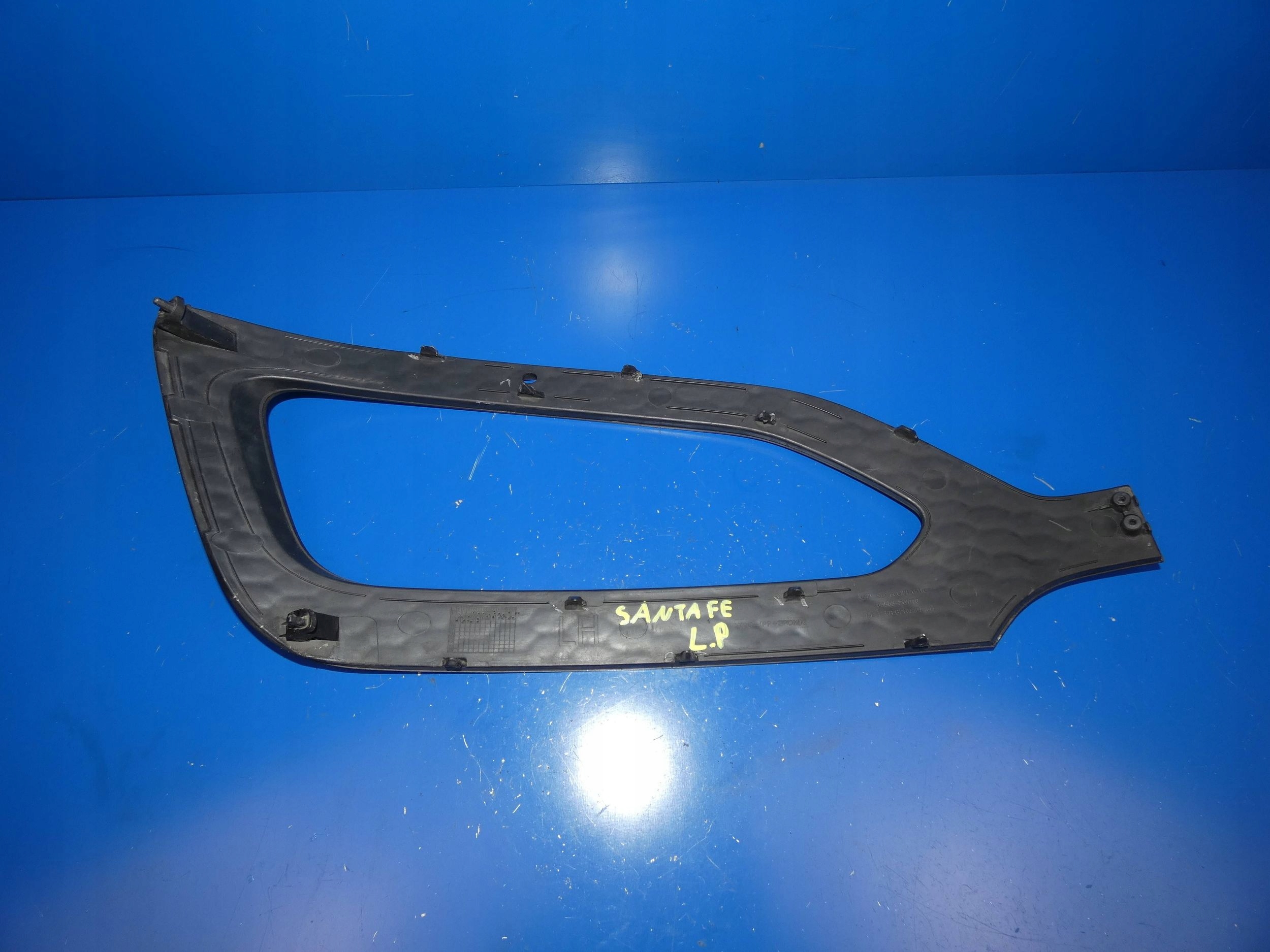 HYUNDAI SANTA FE III grid of a bumper frame fog lights left front left