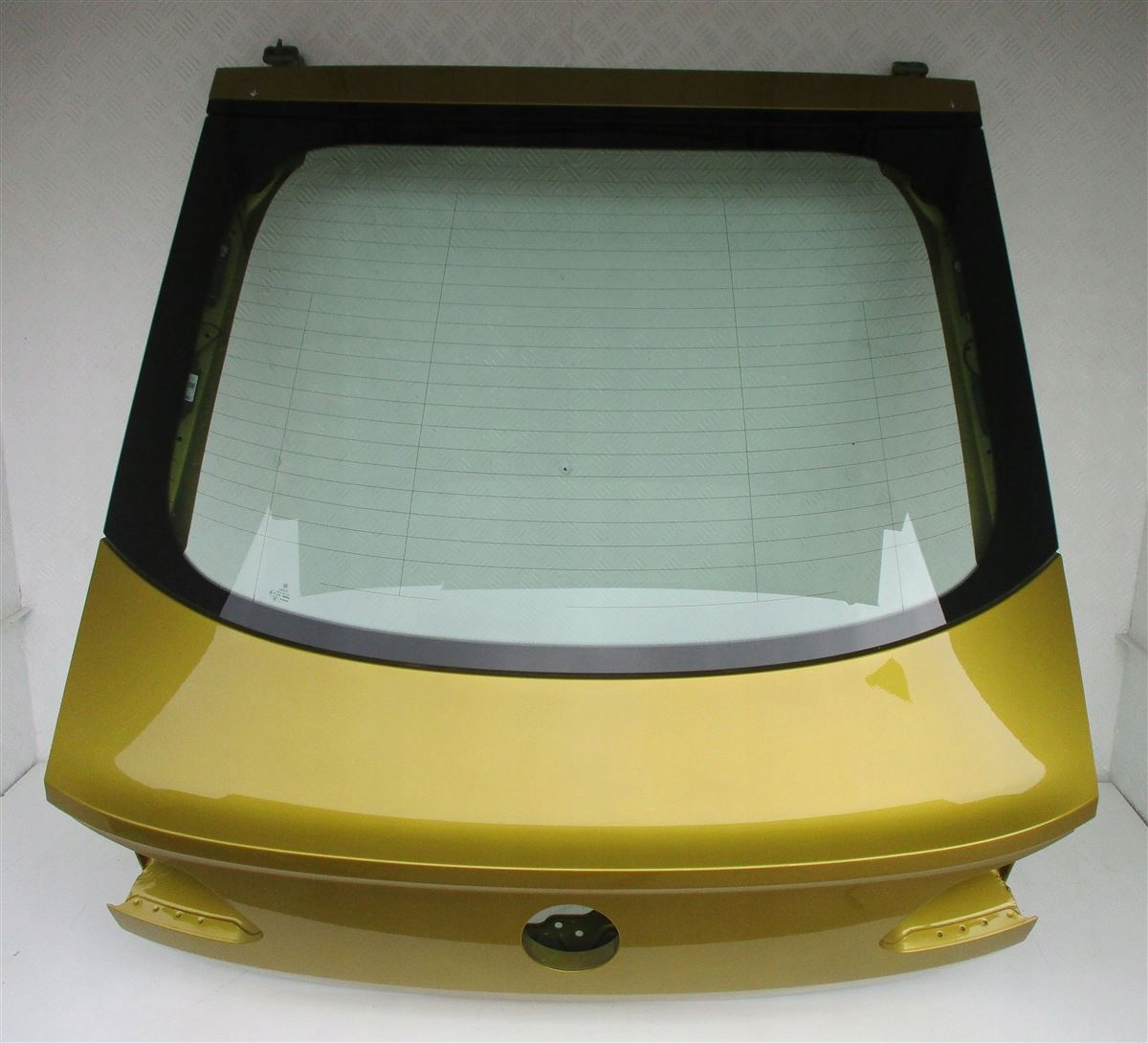 KLAPA BAGAŻNIKA SZYBA TYLNA VW ARTEON LR1X KURKUMA Typ samochodu Samochody osobowe