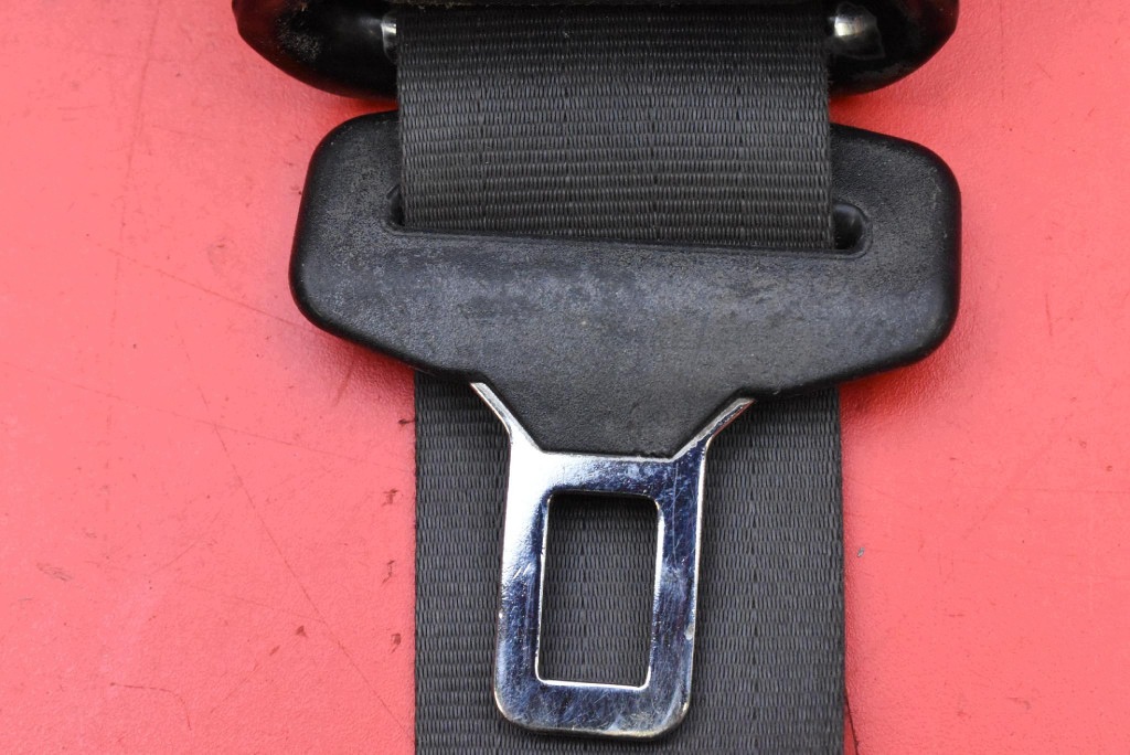 tension belt safety left front EU 13427740 OPEL CORSA E 14-20