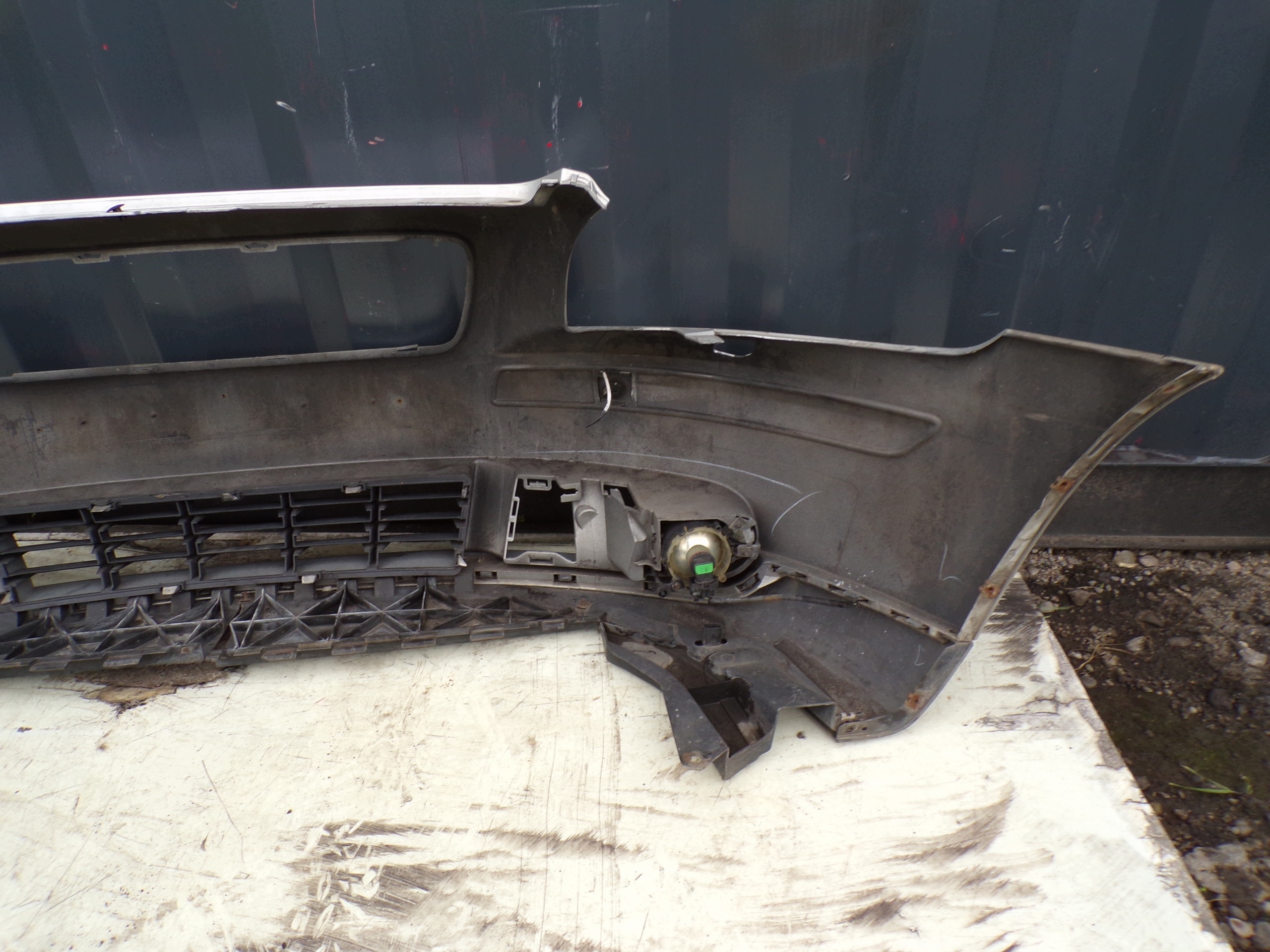 front bumper front VOLVO V50 S40 II washers colour 426-26 (1) (R1)